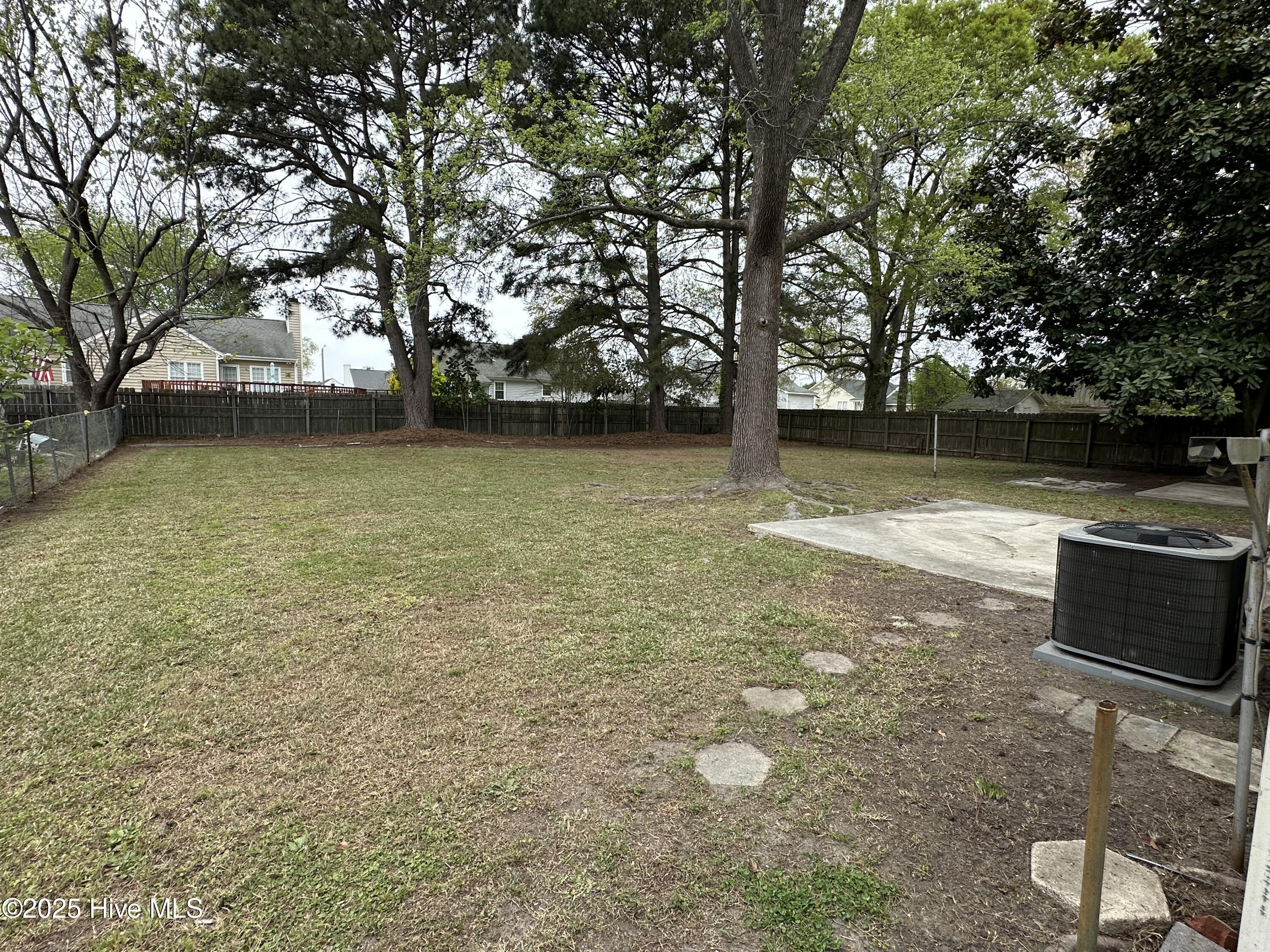 513 Glendale Drive Property Photo 3