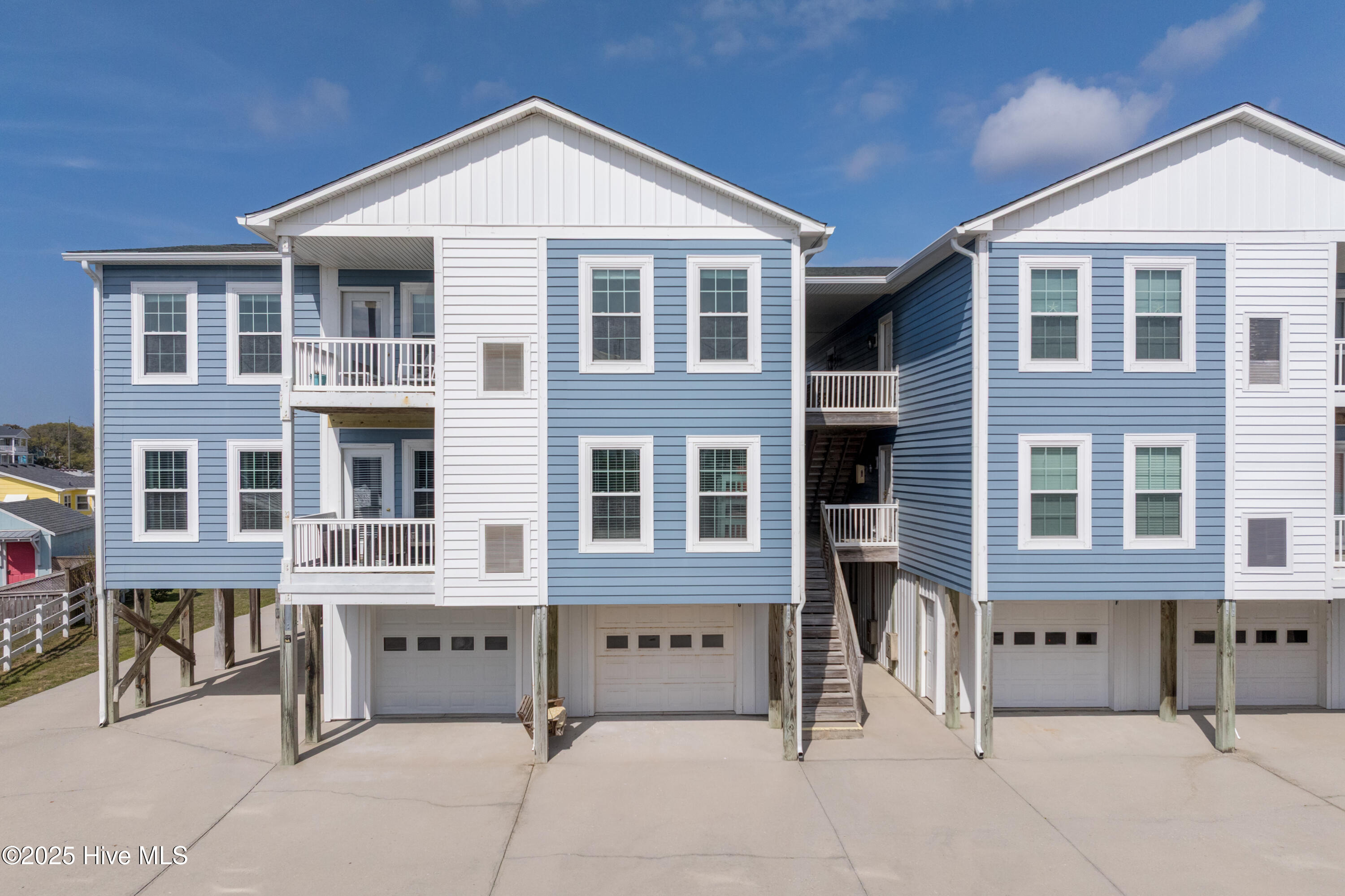 1701 Bowfin Lane Apt C Property Photo 1