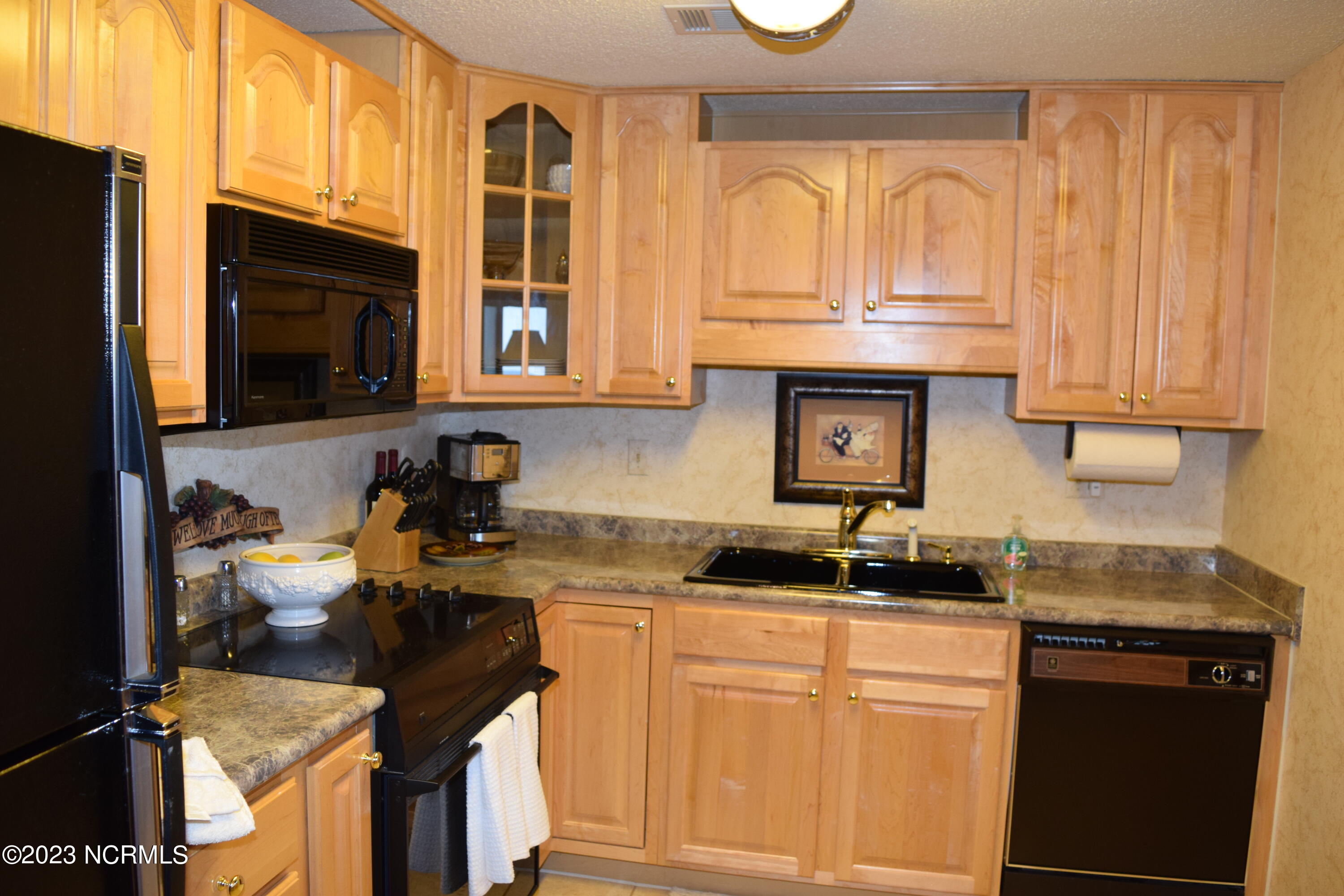 303 Sugar Top Drive Property Photo 6