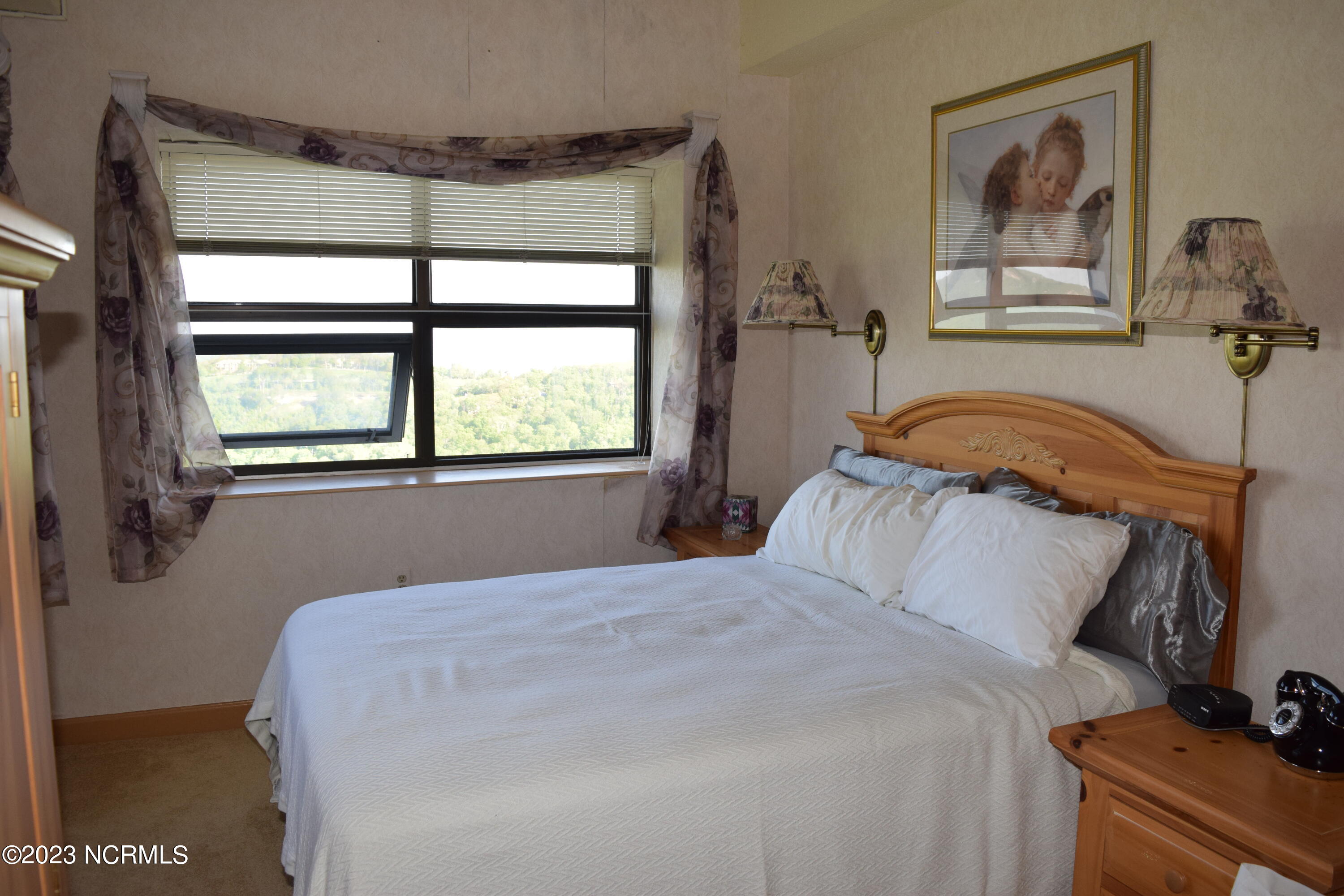 303 Sugar Top Drive Property Photo 8
