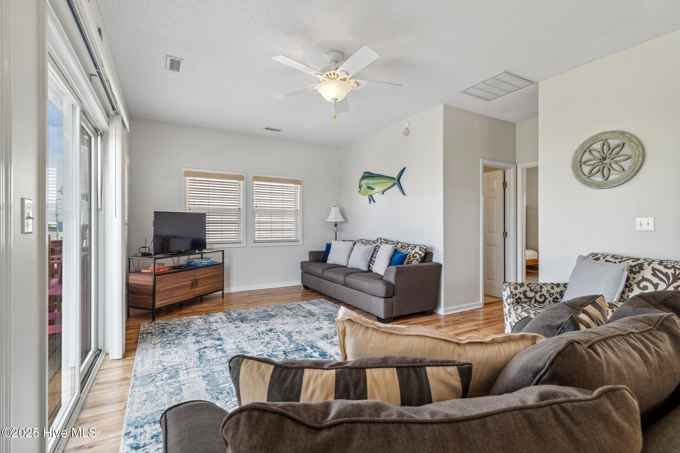 614 S Topsail Drive Property Photo 4