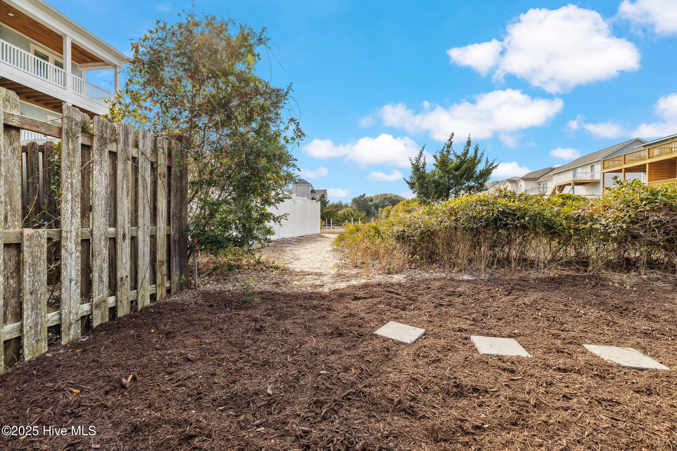 614 S Topsail Drive Property Photo 47