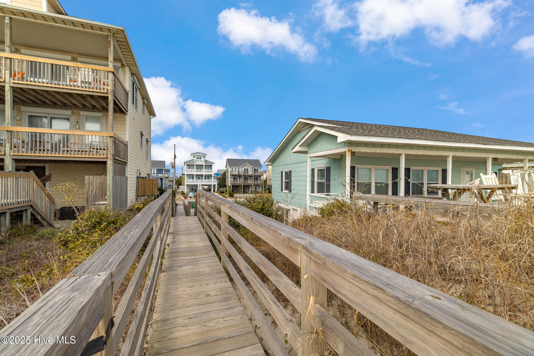 614 S Topsail Drive Property Photo 49