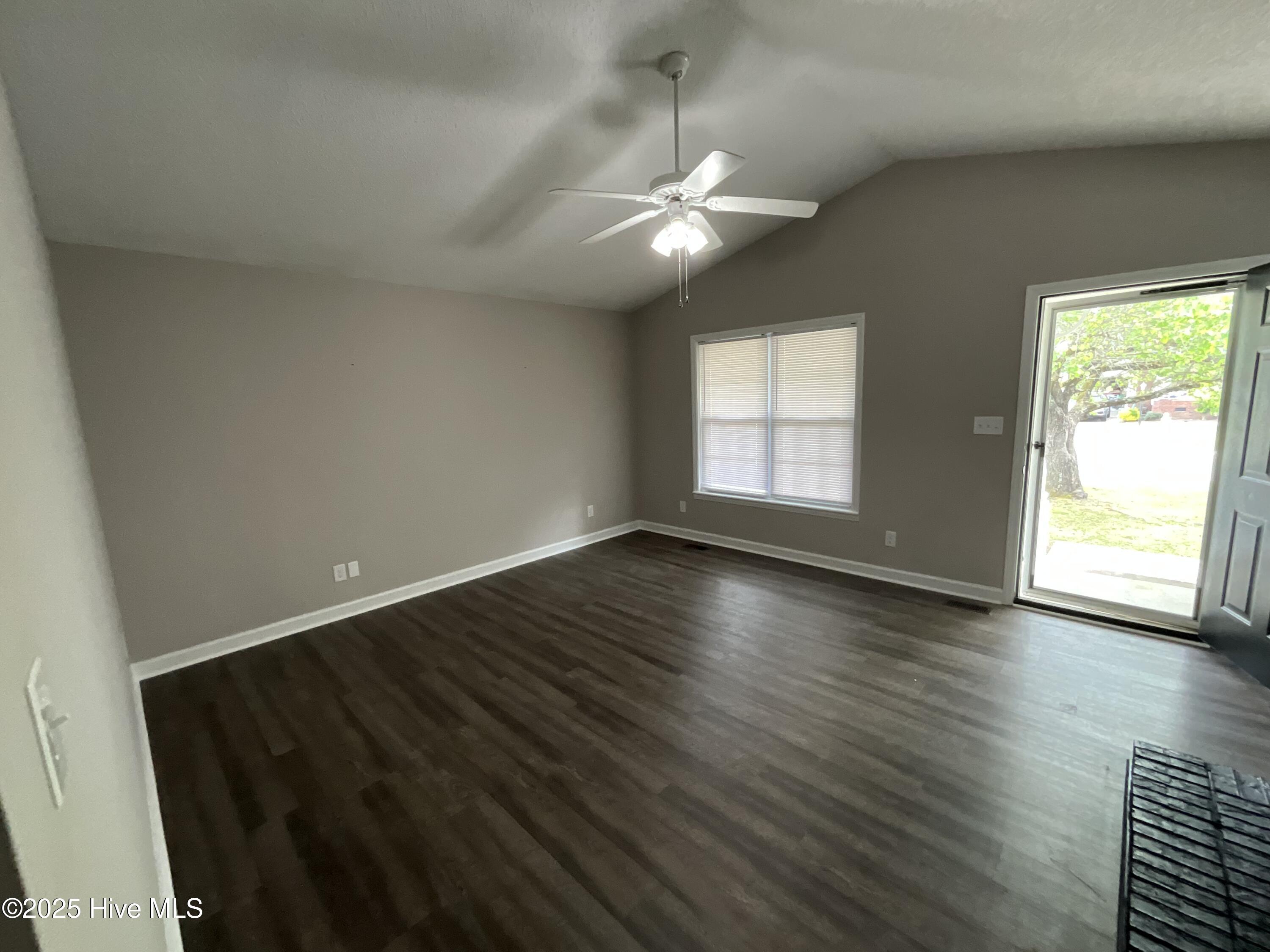 3206 Meeting Place Property Photo 1