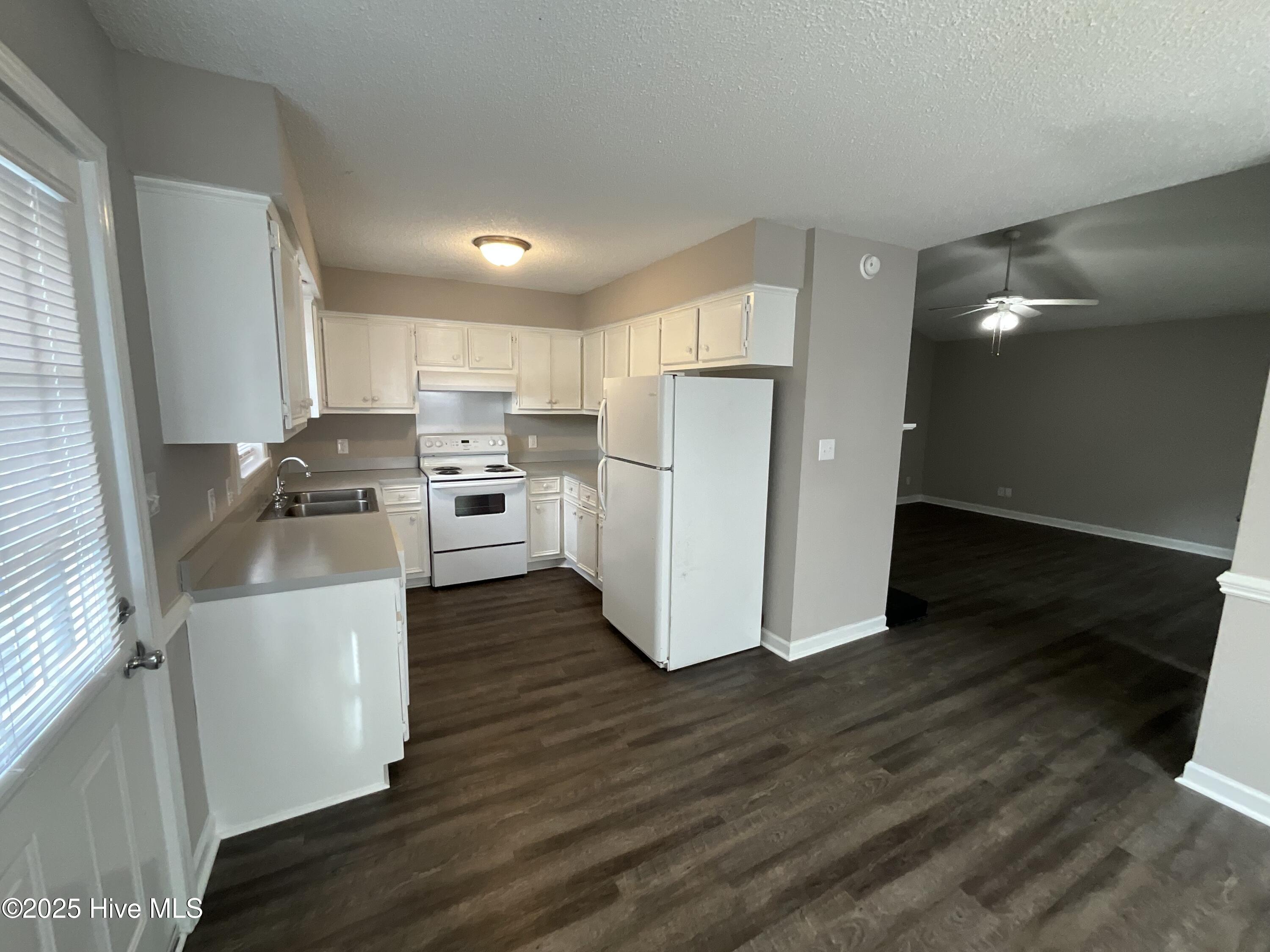 3206 Meeting Place Property Photo 13