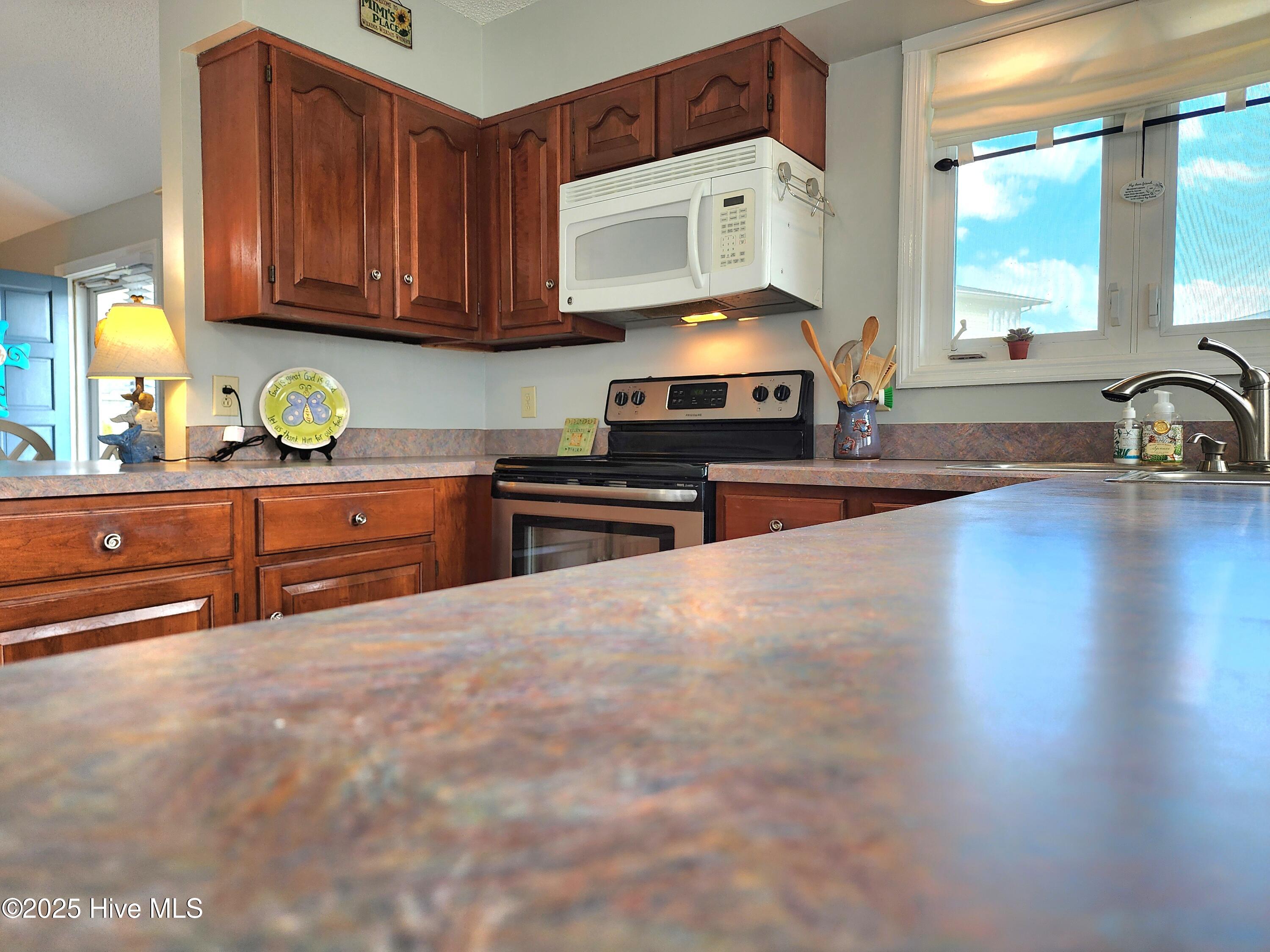 800 Country Club Road 36 Property Photo 5