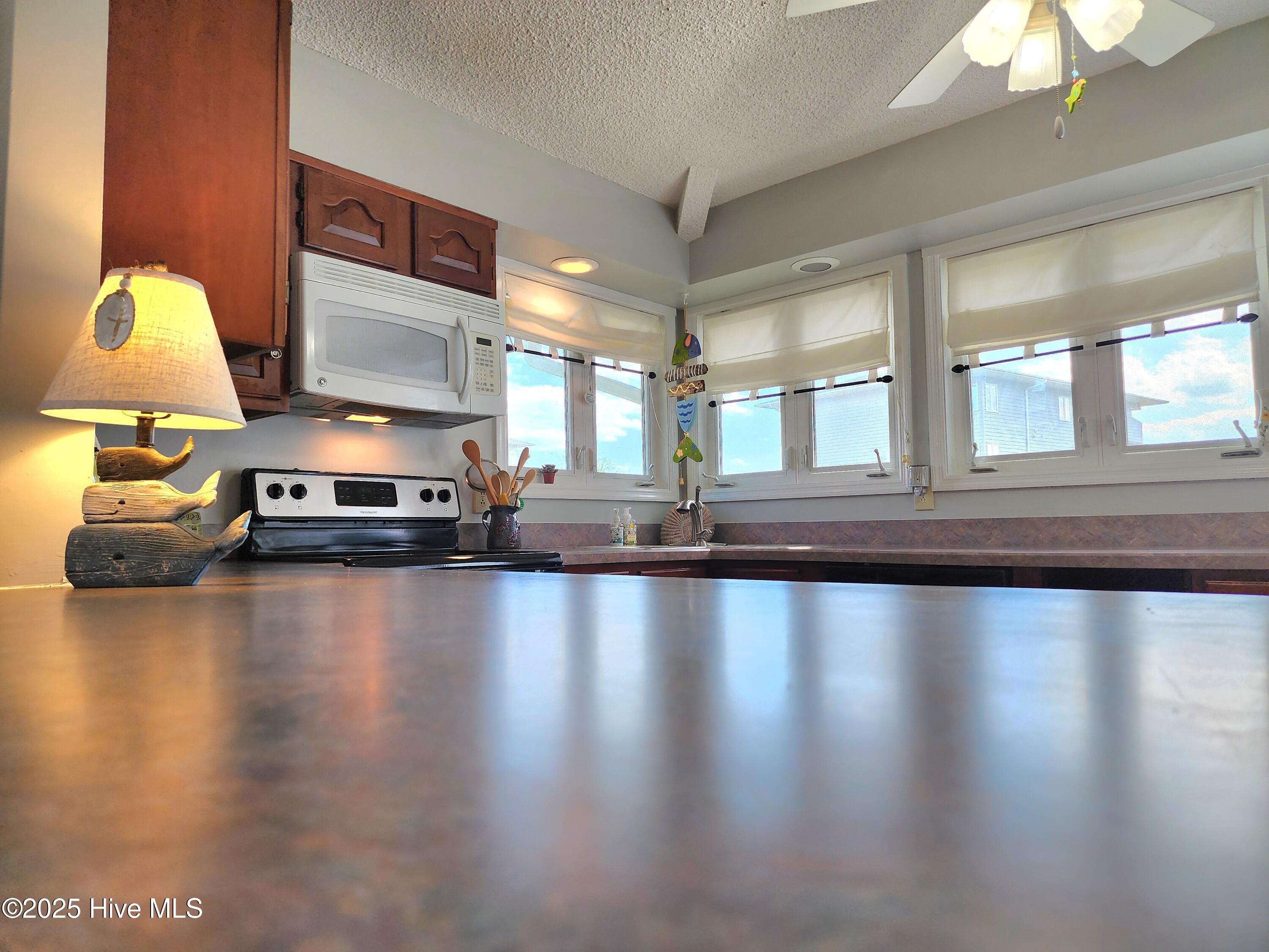 800 Country Club Road 36 Property Photo 7