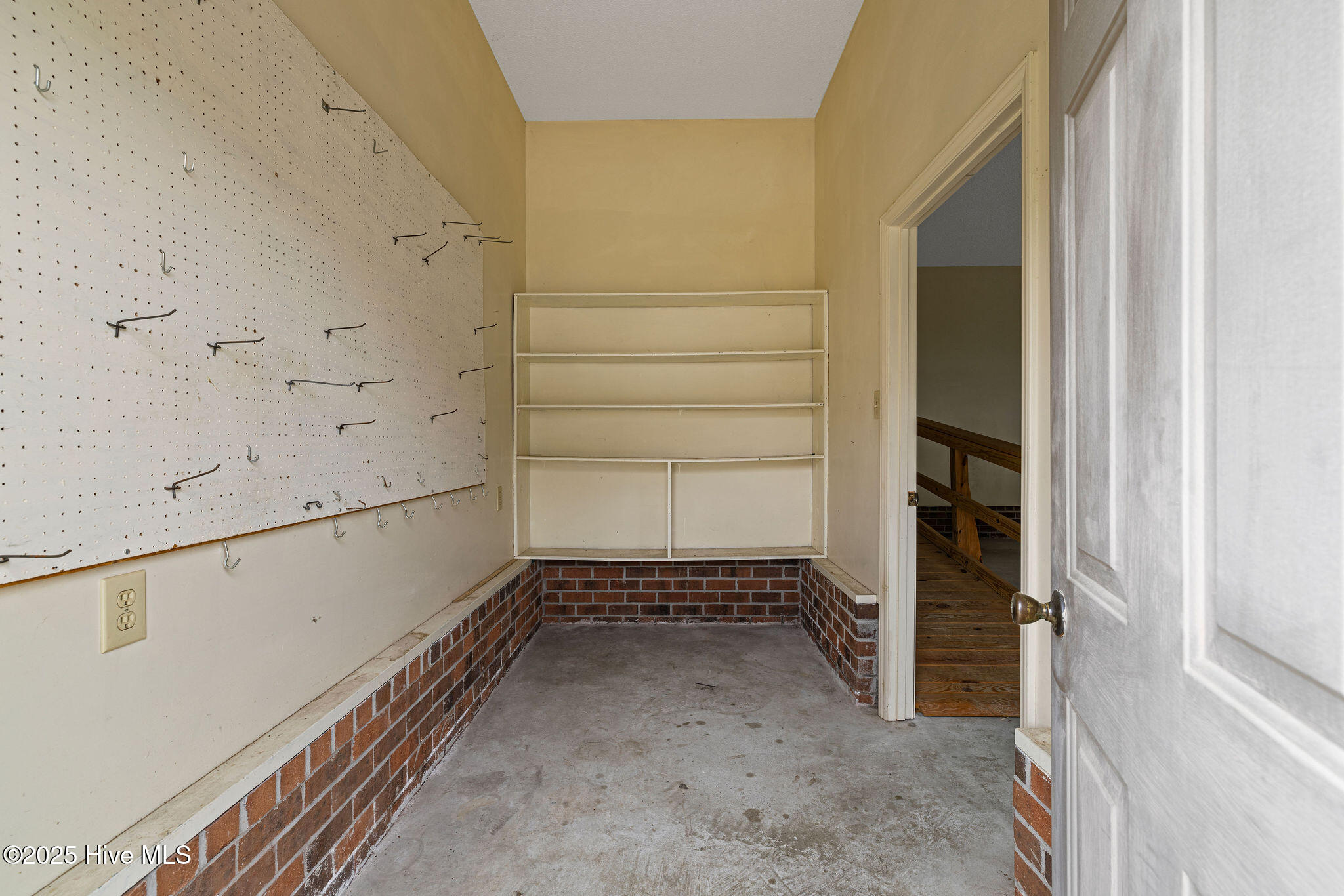 588 Vail Road Property Photo 24