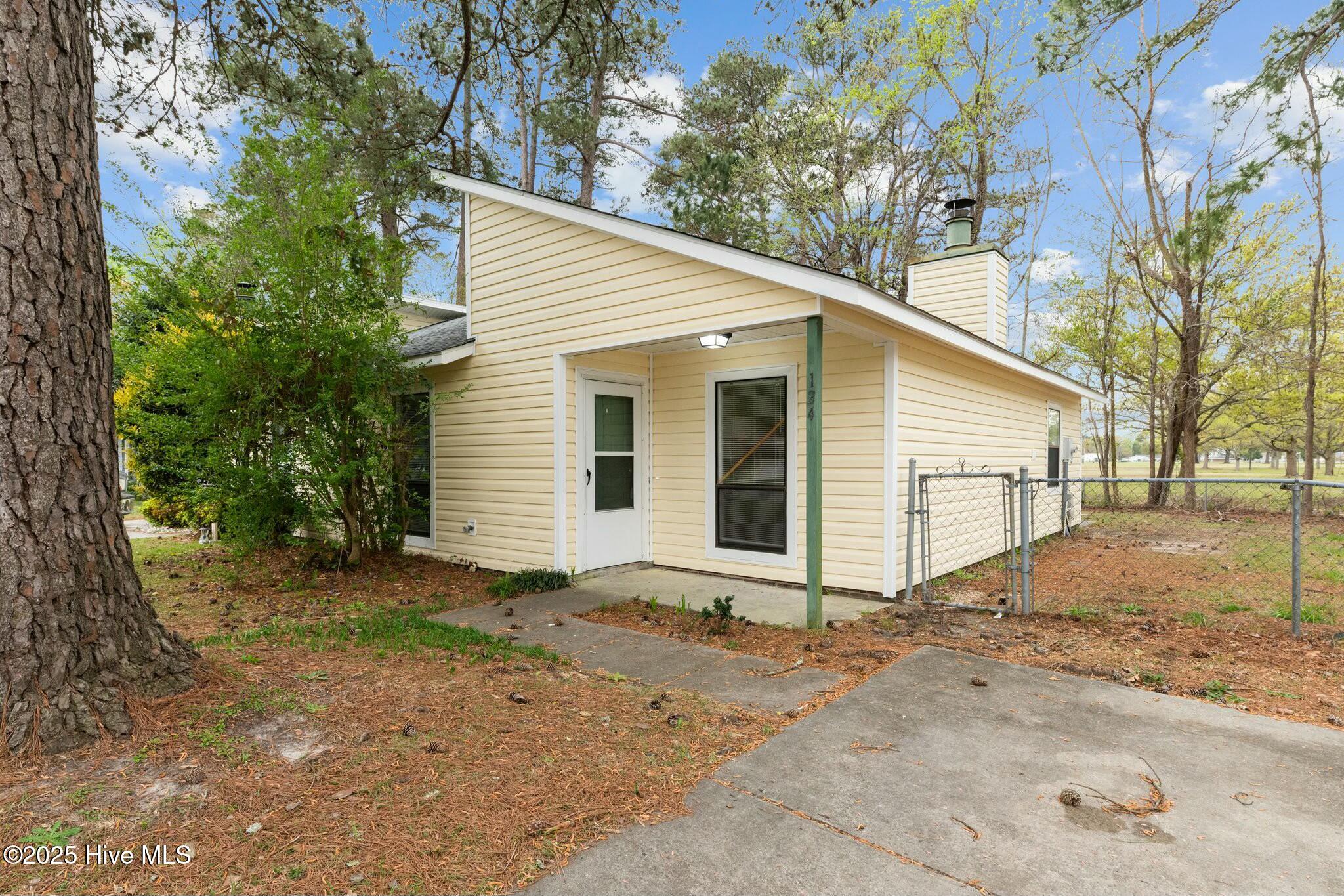 124 Twin Wood Drive Property Photo