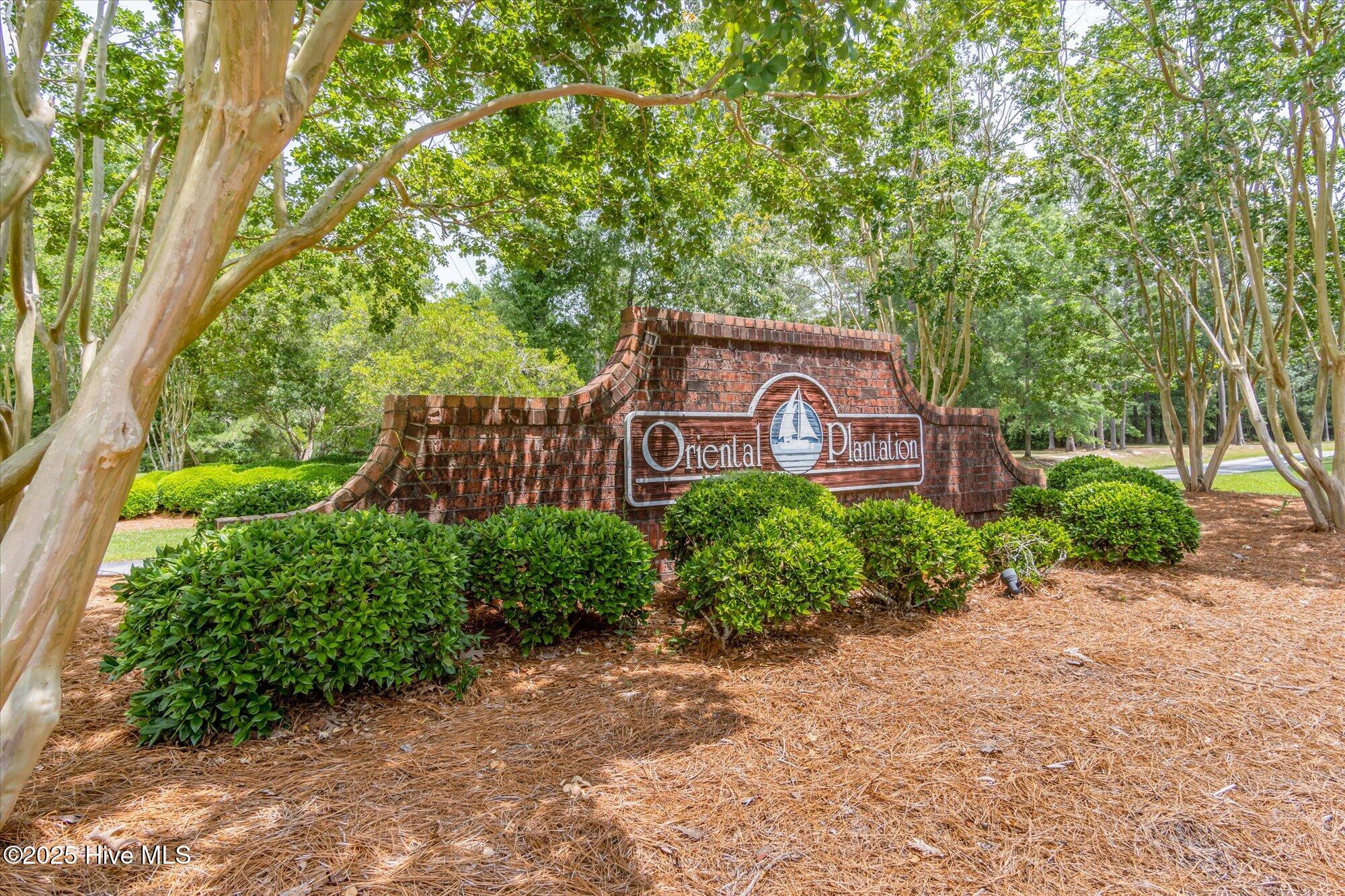 225 Winding Creek Drive Property Photo 7