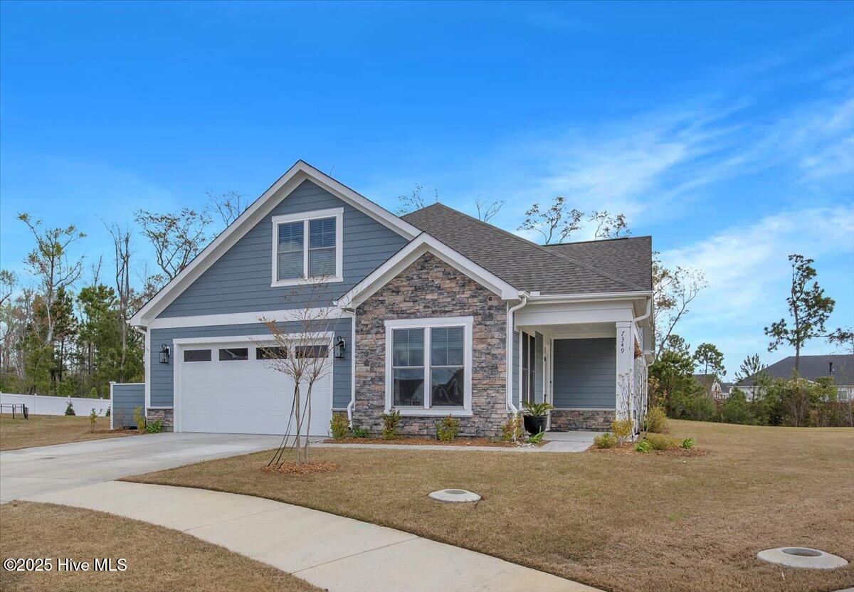 7349 Oakland Country Court Property Photo