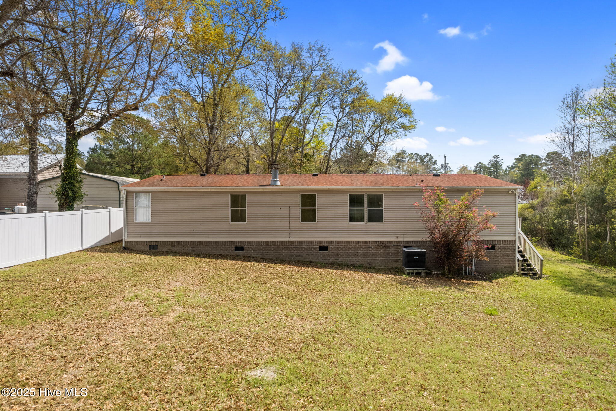 5066 Peregrine Drive Property Photo 9