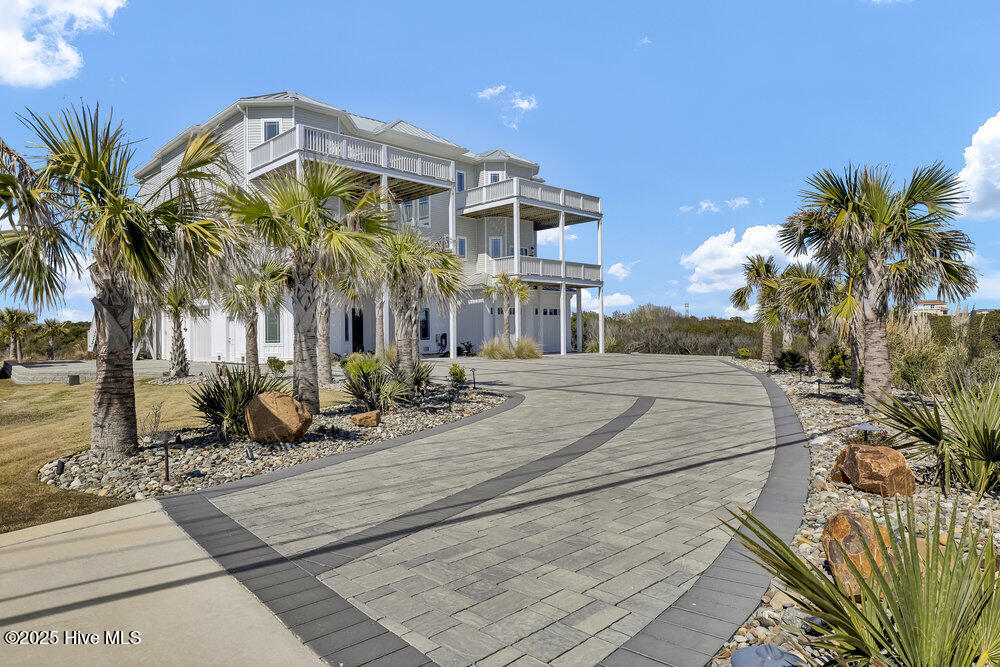 1511 New River Inlet Road Property Photo 2