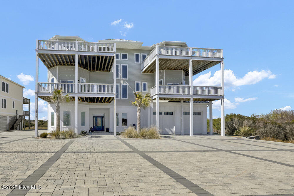 1511 New River Inlet Road Property Photo 3