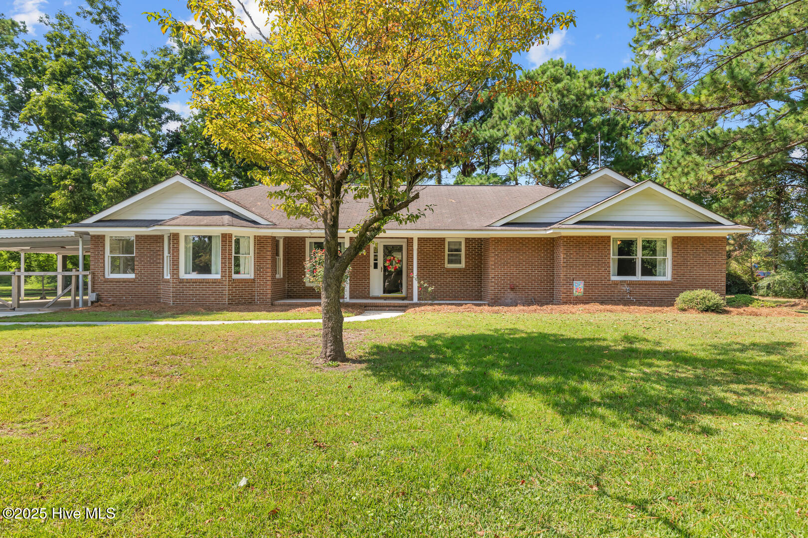 135 Yates Lane Property Photo