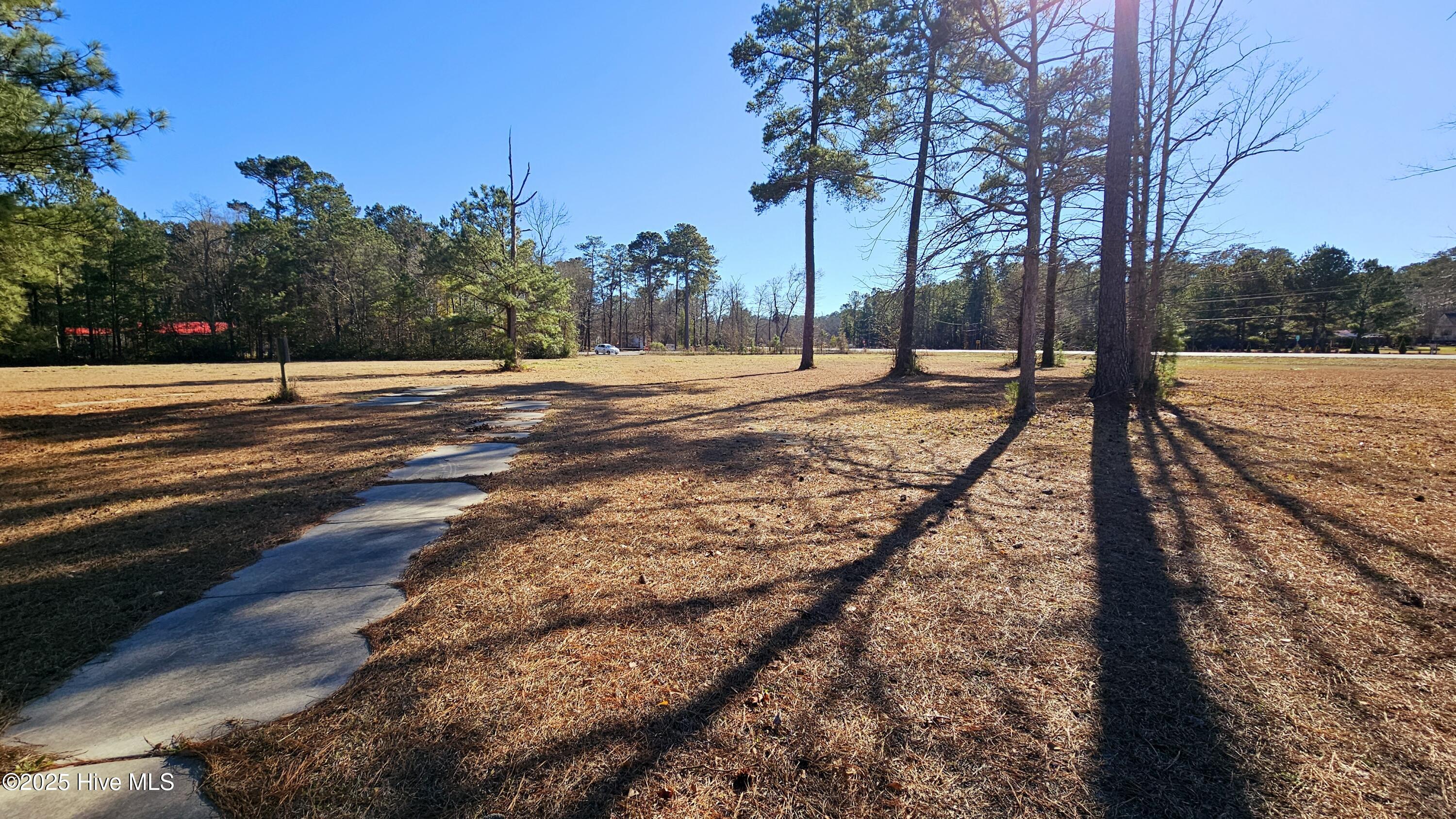 5988 Richlands Highway Property Photo 4