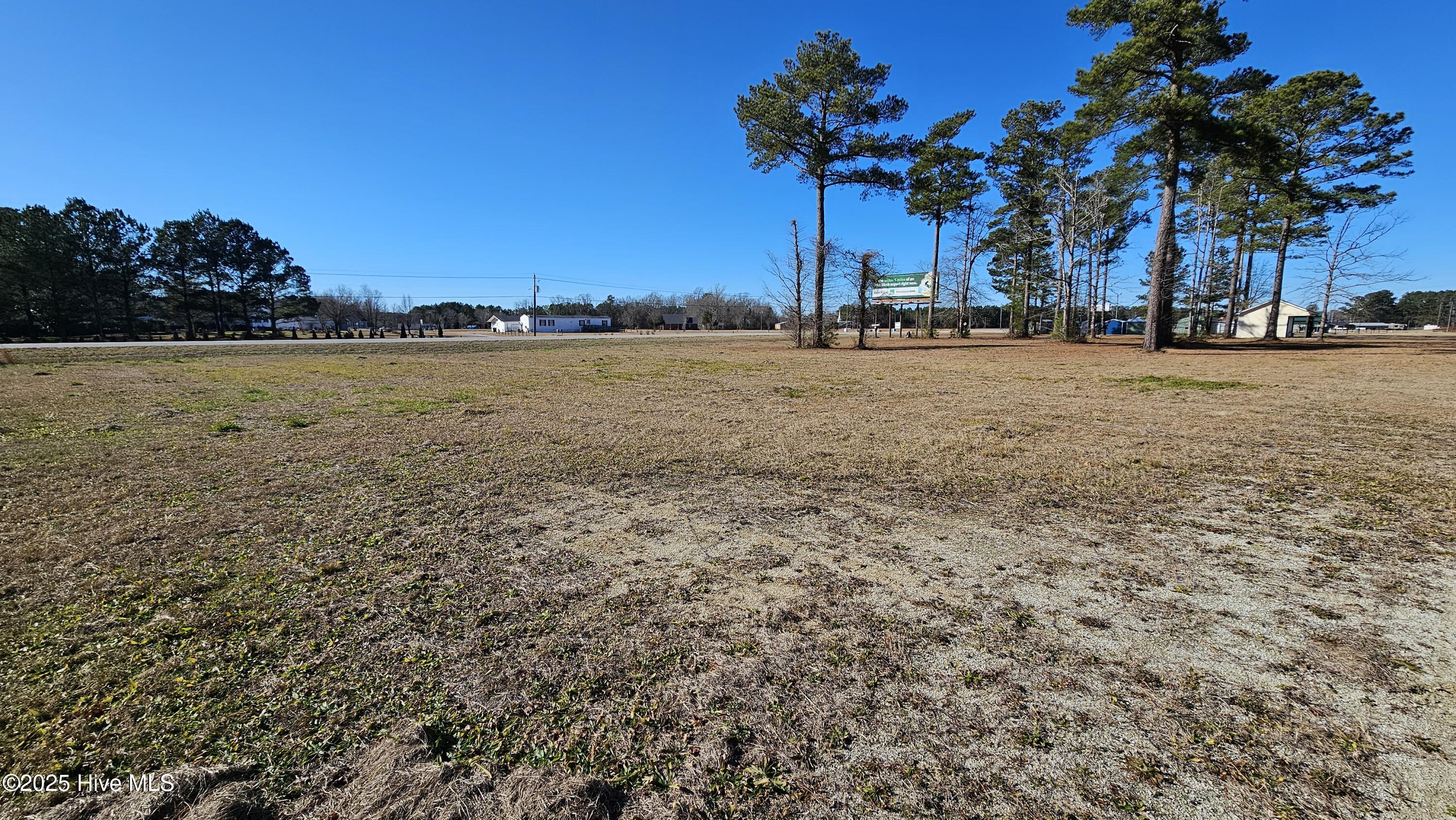 5988 Richlands Highway Property Photo 9
