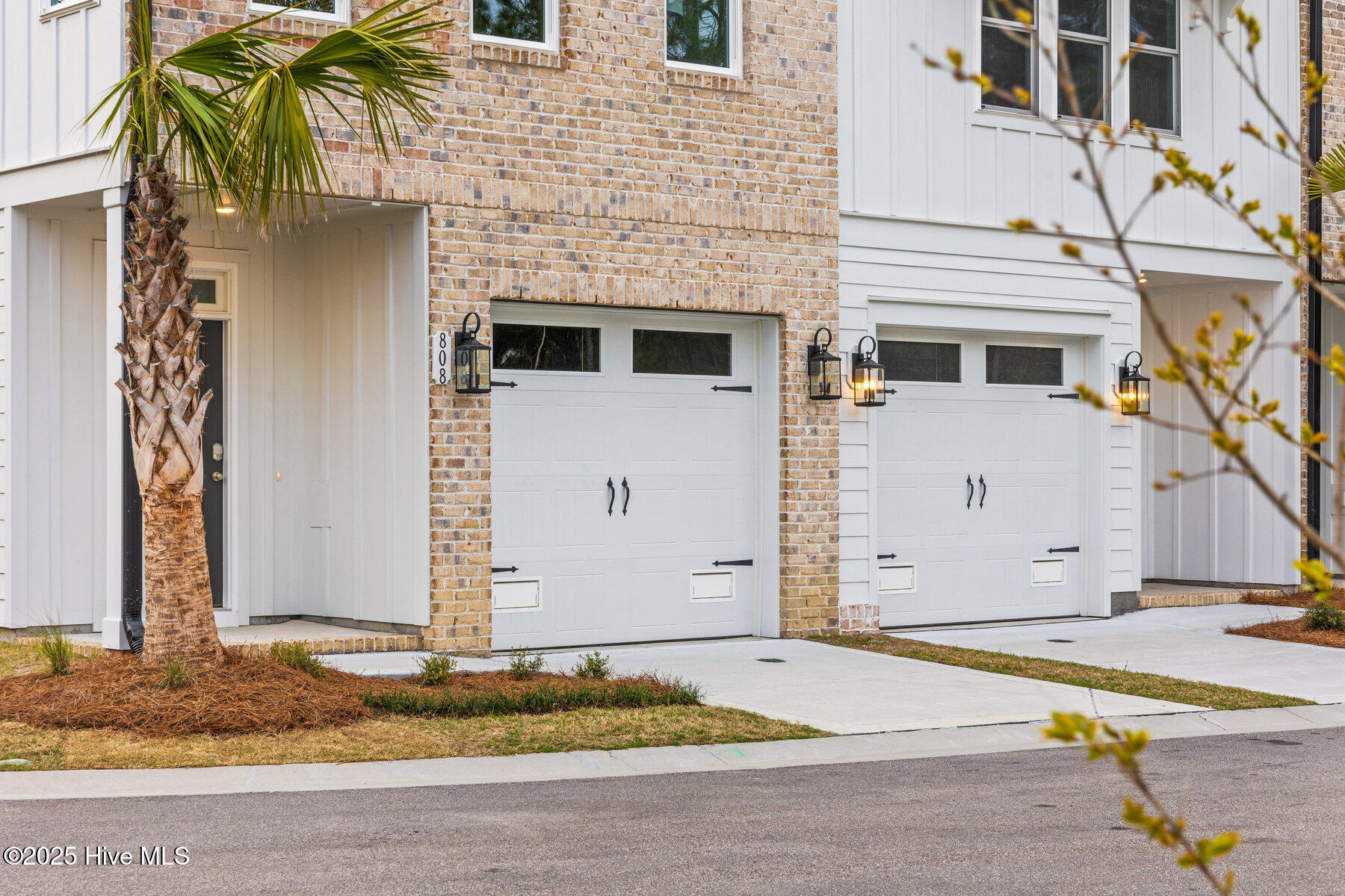 802 Anchors Bend Way Property Photo 2