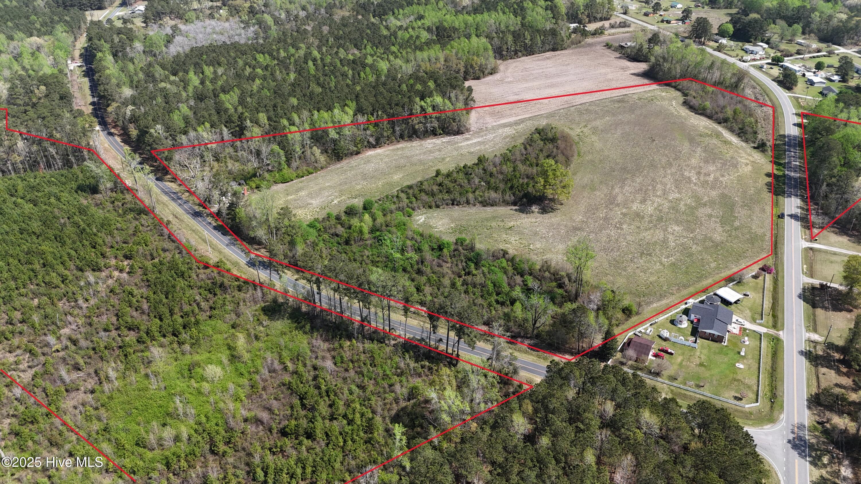 182 Sikes Rd Property Photo 2