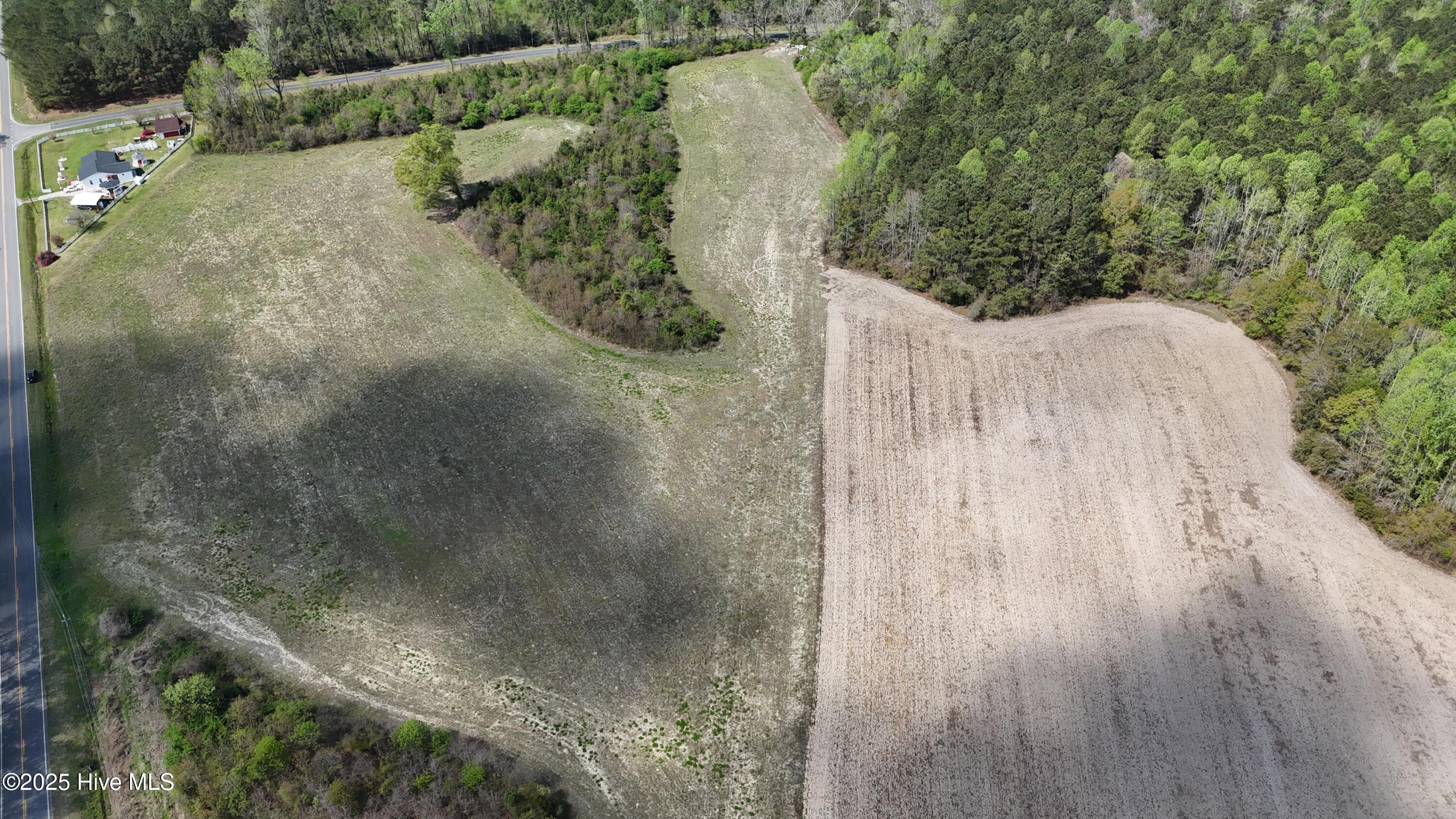 Near 1665 Whitehall Rd Property Photo 11