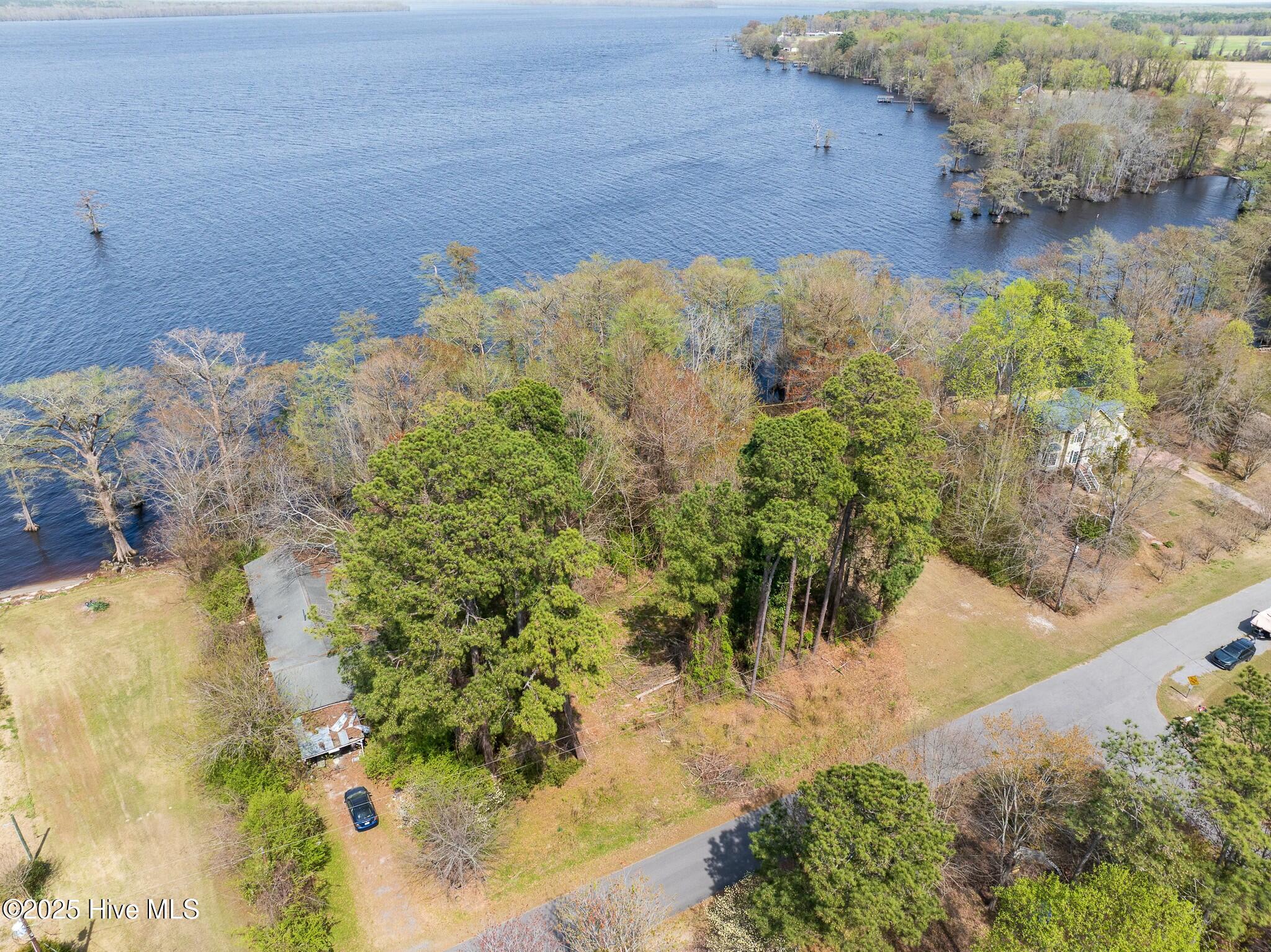 1819 Arapahoe Trail Property Photo 5