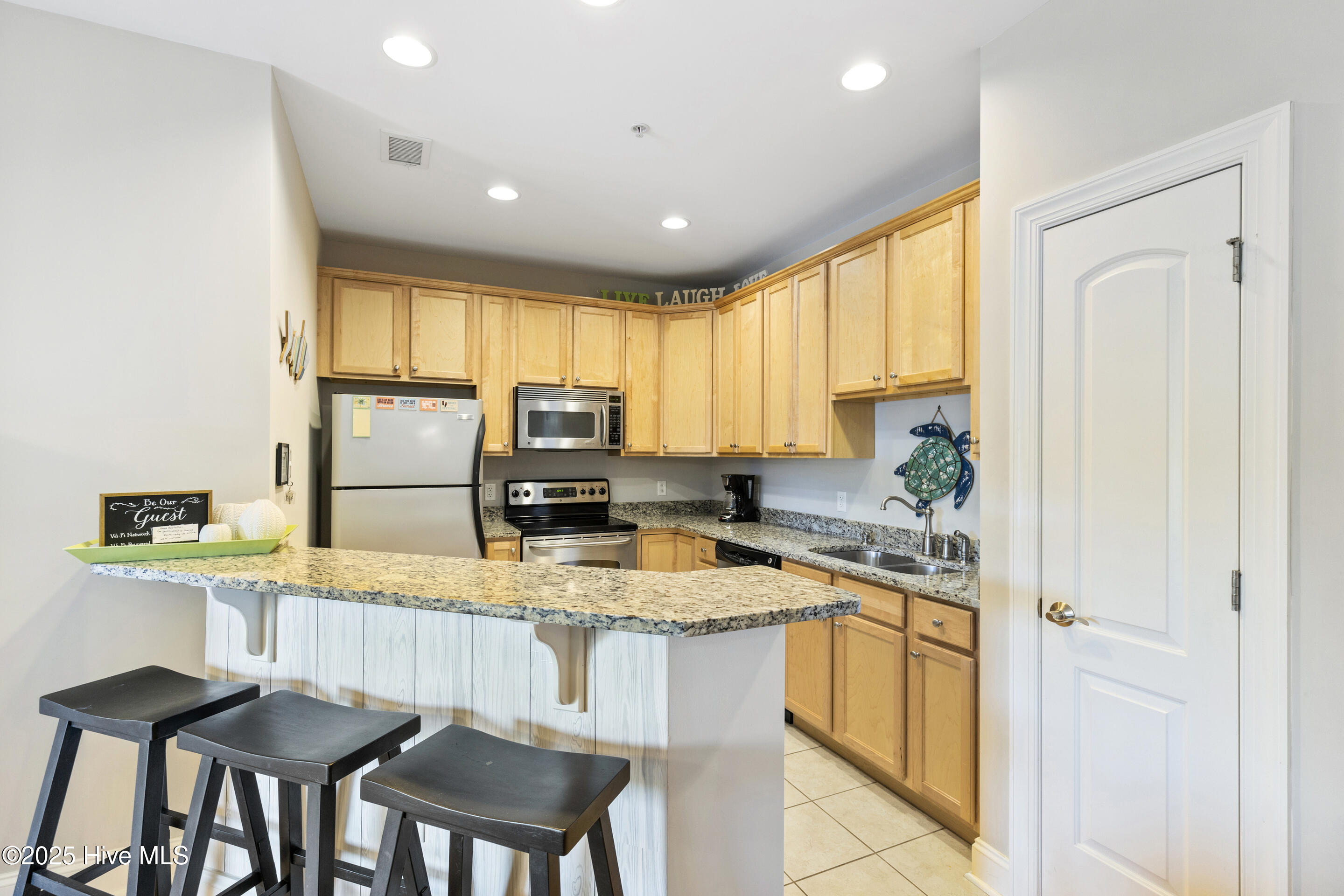 700 Ocean Drive Unit 117 Property Photo 16