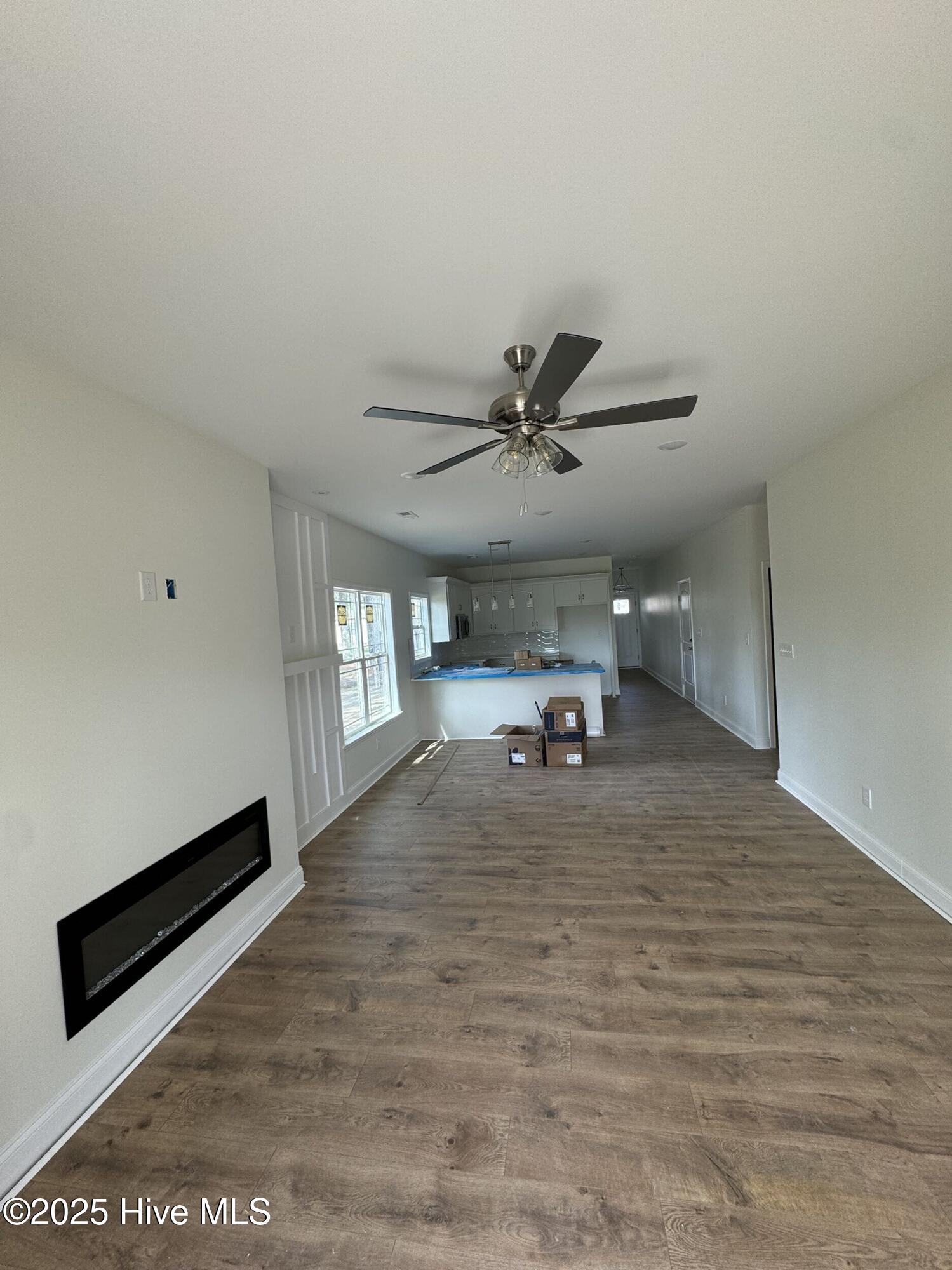 2537 Jones Street Property Photo 8