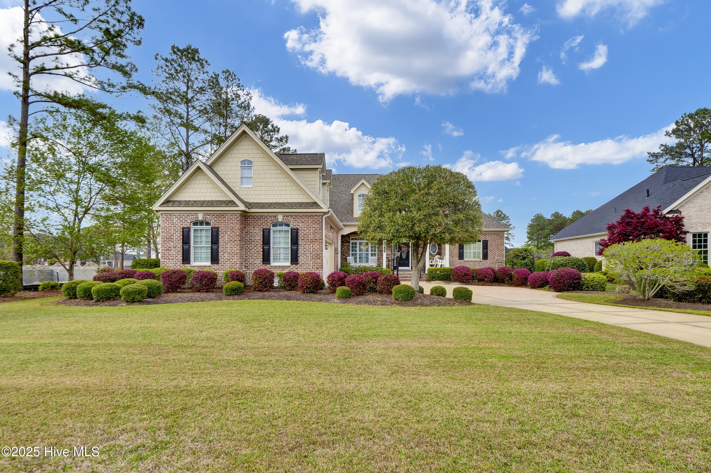 9278 Checkerberry Square Property Photo 2