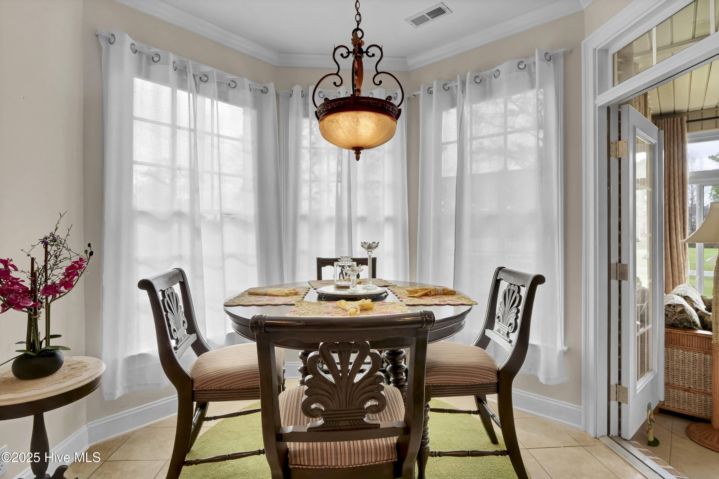 9278 Checkerberry Square Property Photo 9