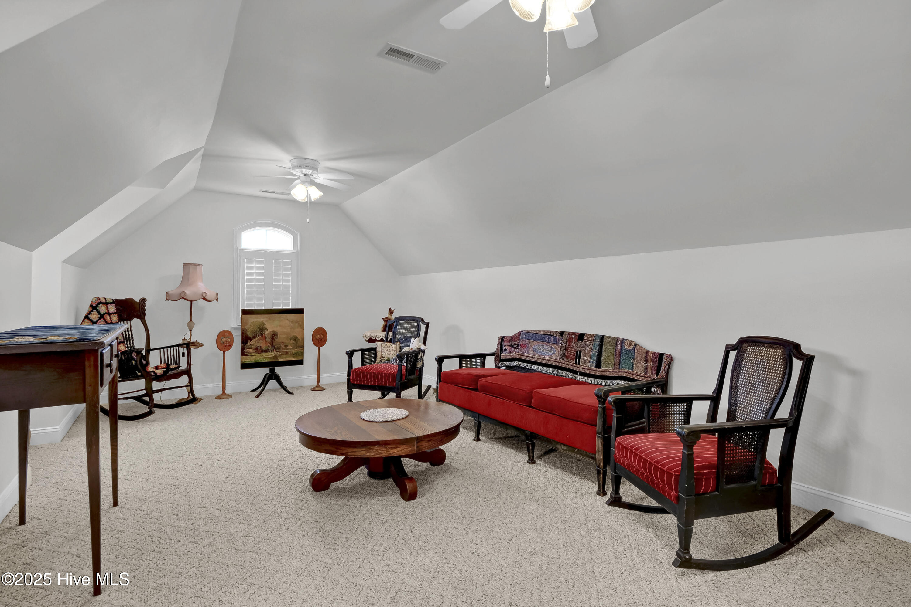 9278 Checkerberry Square Property Photo 23