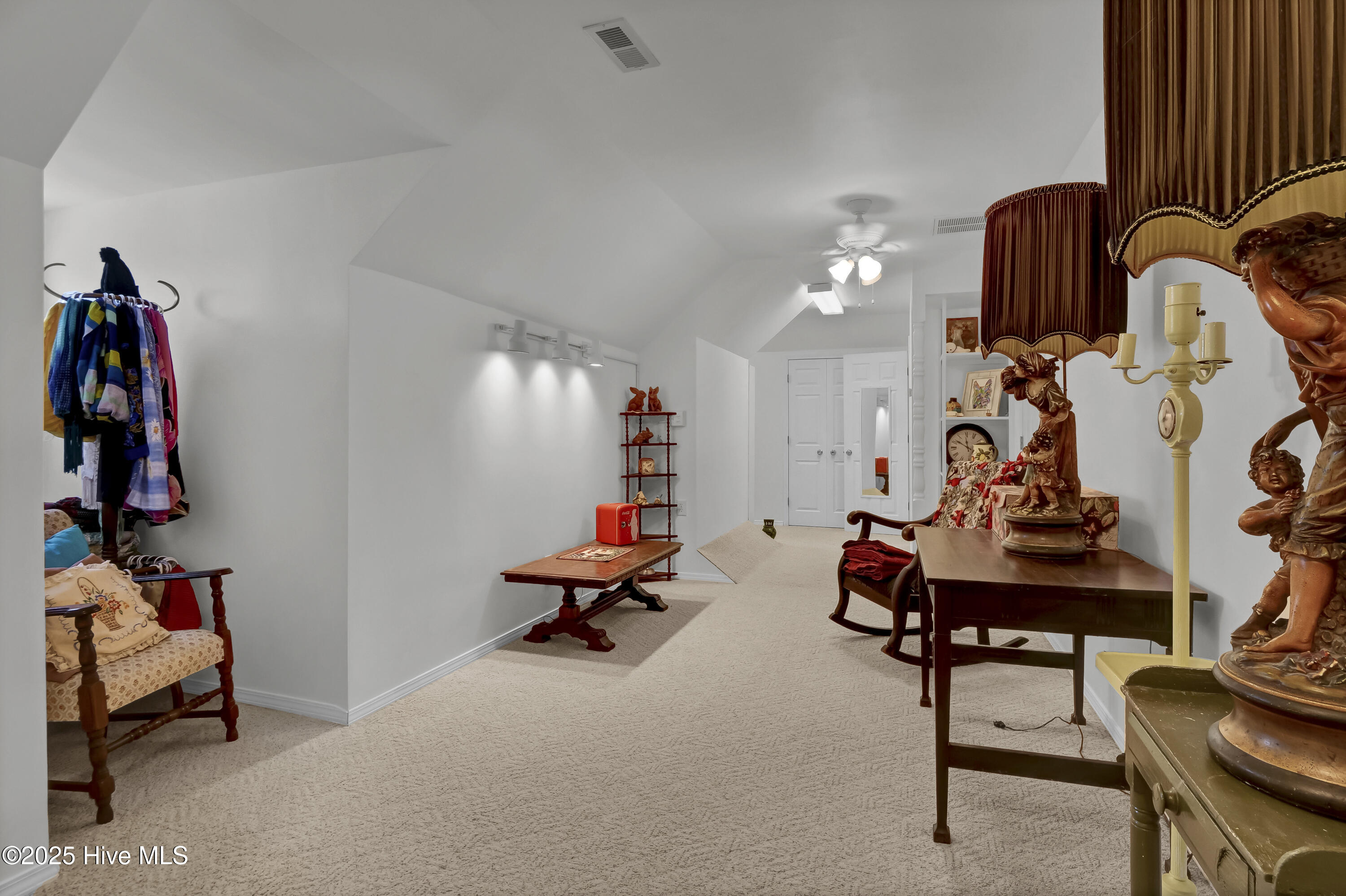 9278 Checkerberry Square Property Photo 27