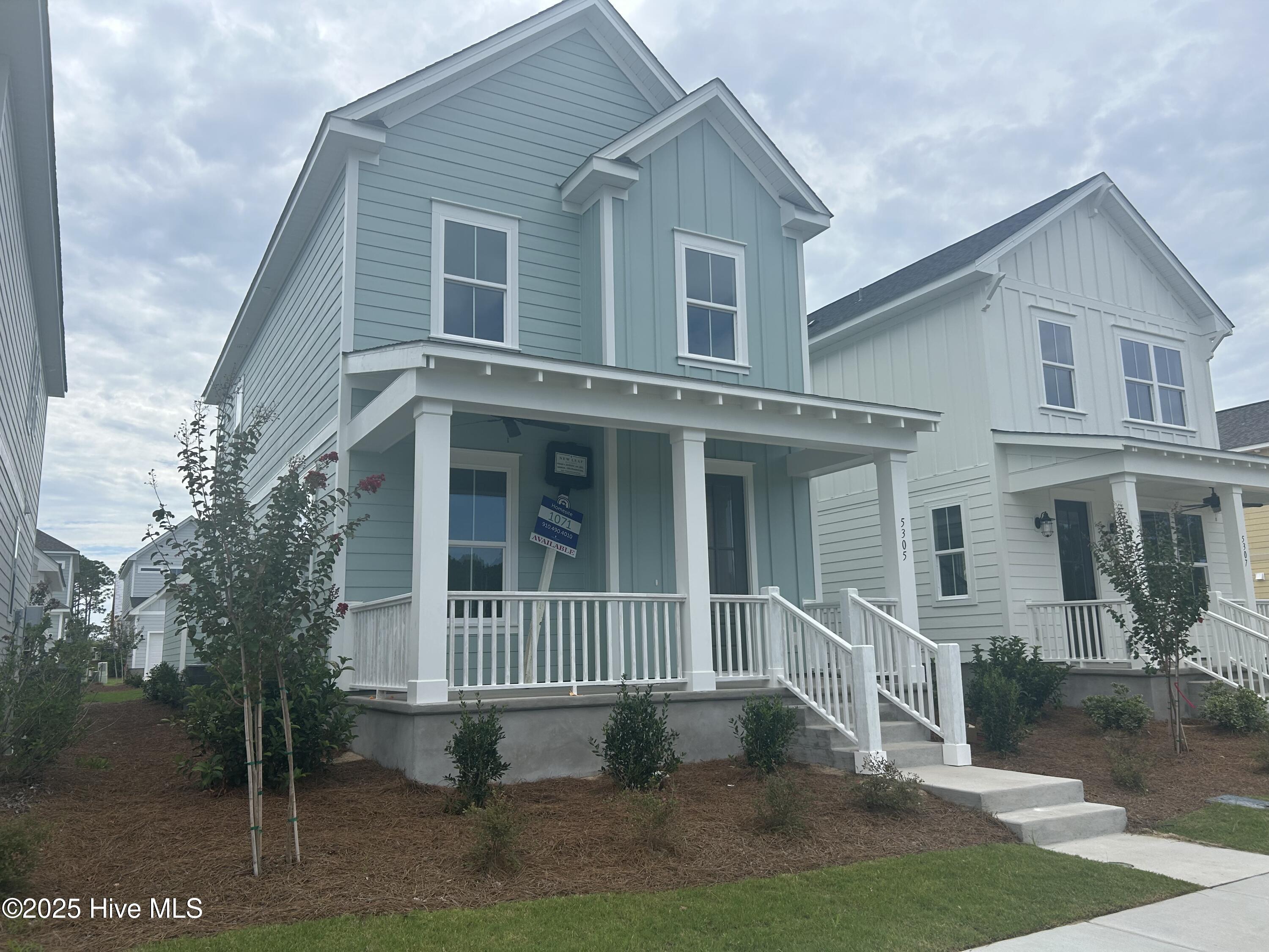 5305 Moonshell Loop Property Photo 1
