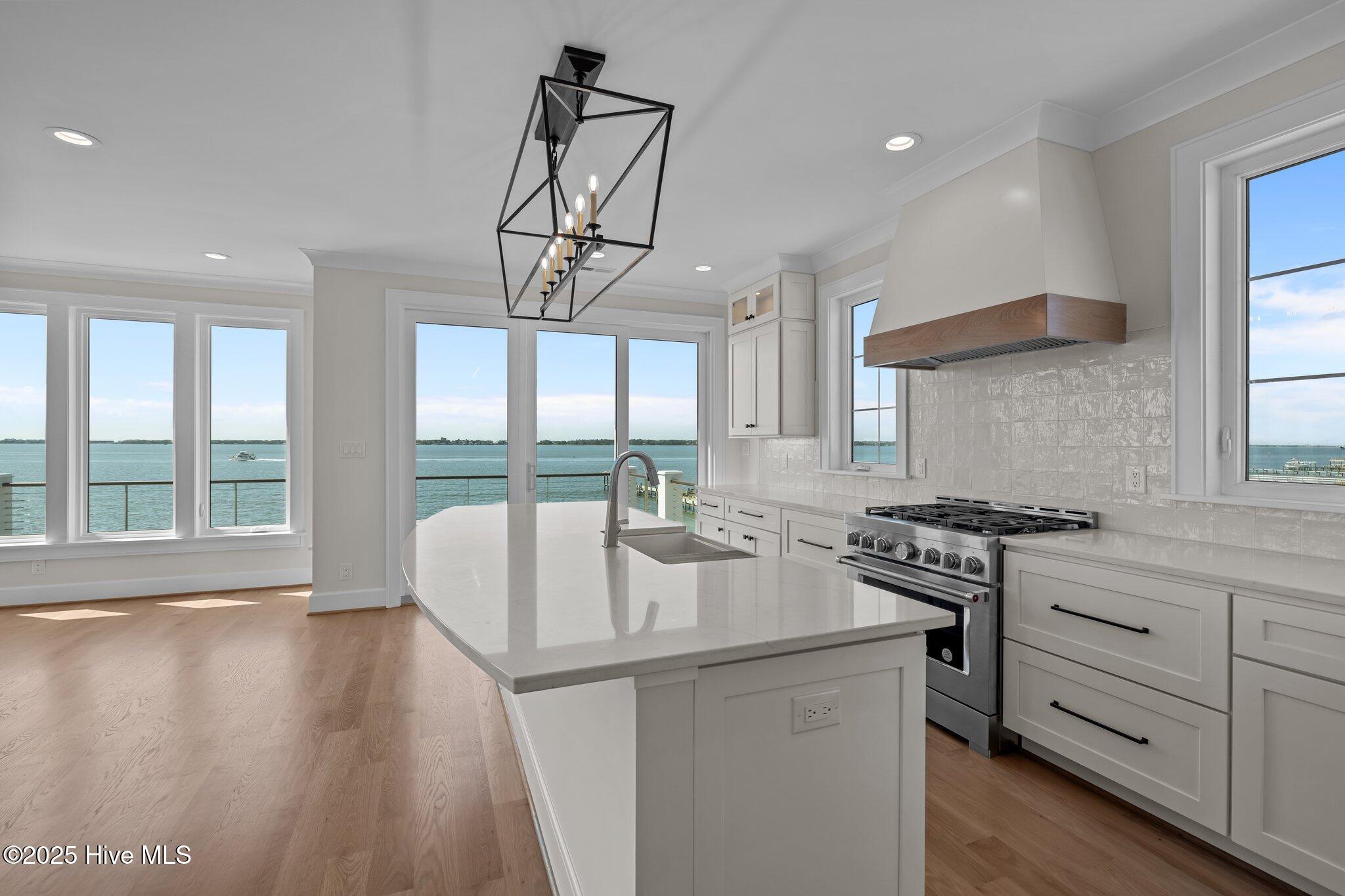 4737 S S Shore Dr Drive Property Photo 11