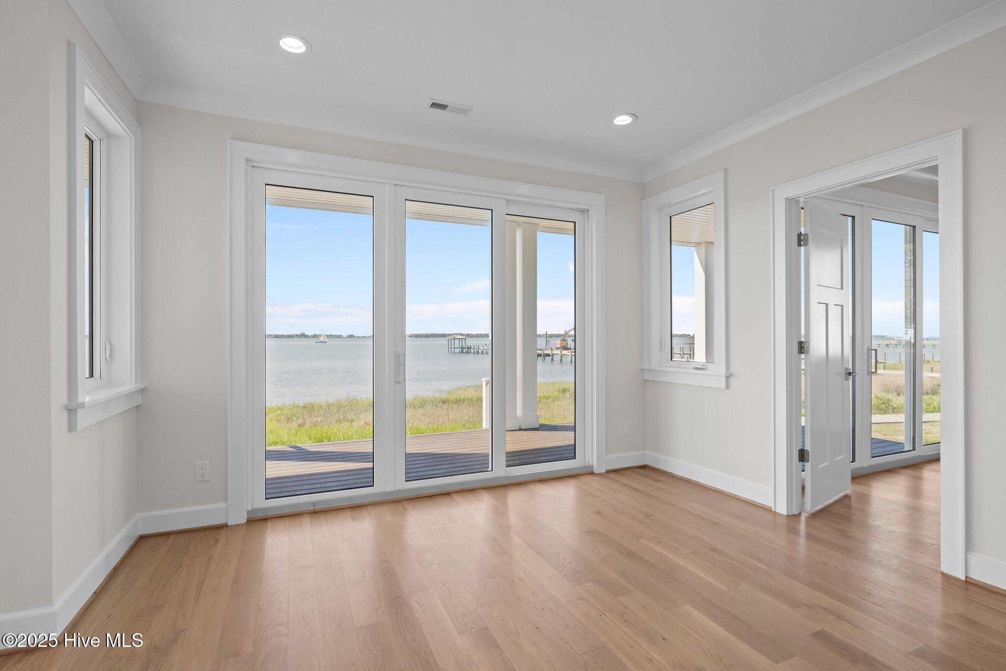 4737 S S Shore Dr Drive Property Photo 19