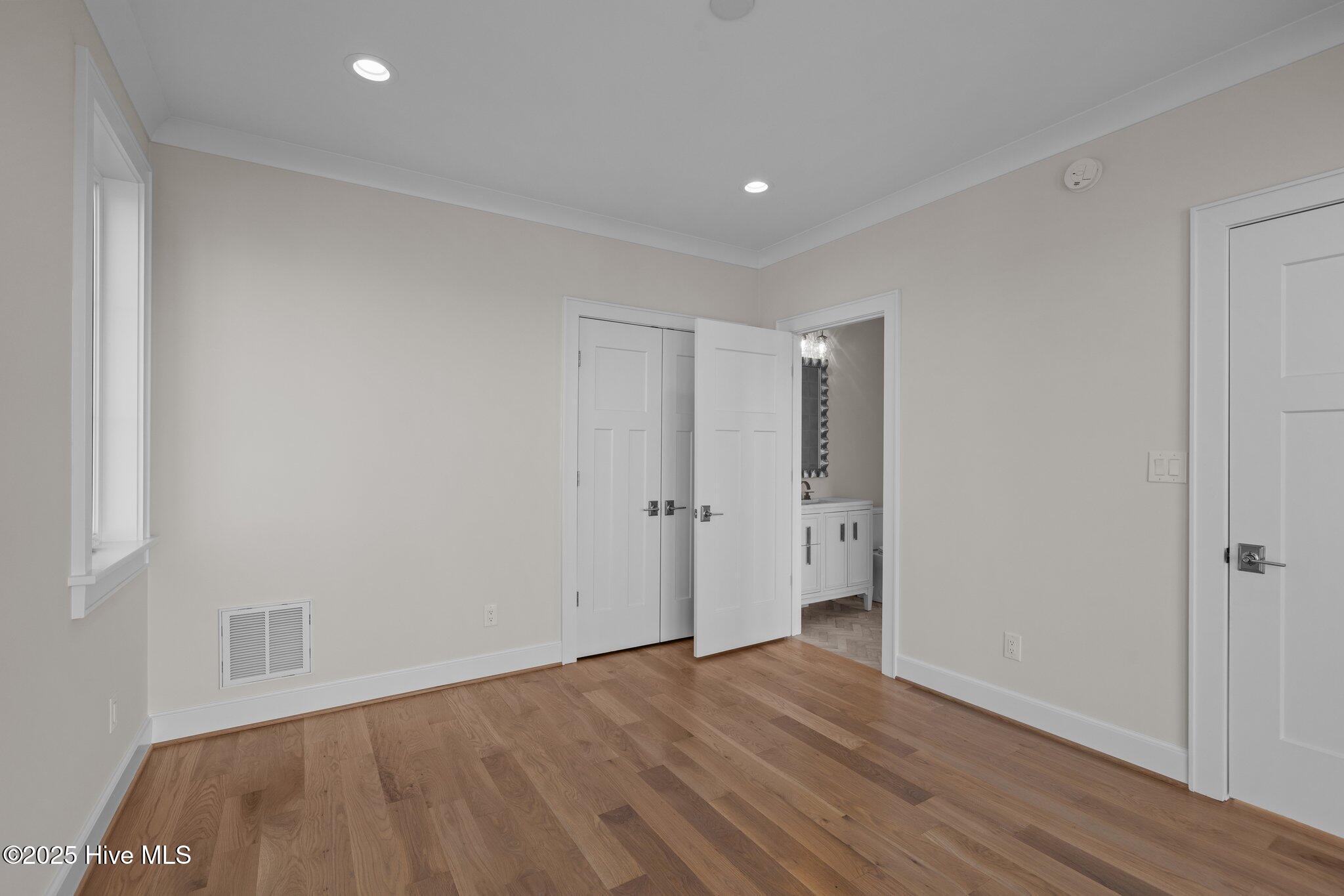 4737 S S Shore Dr Drive Property Photo 22