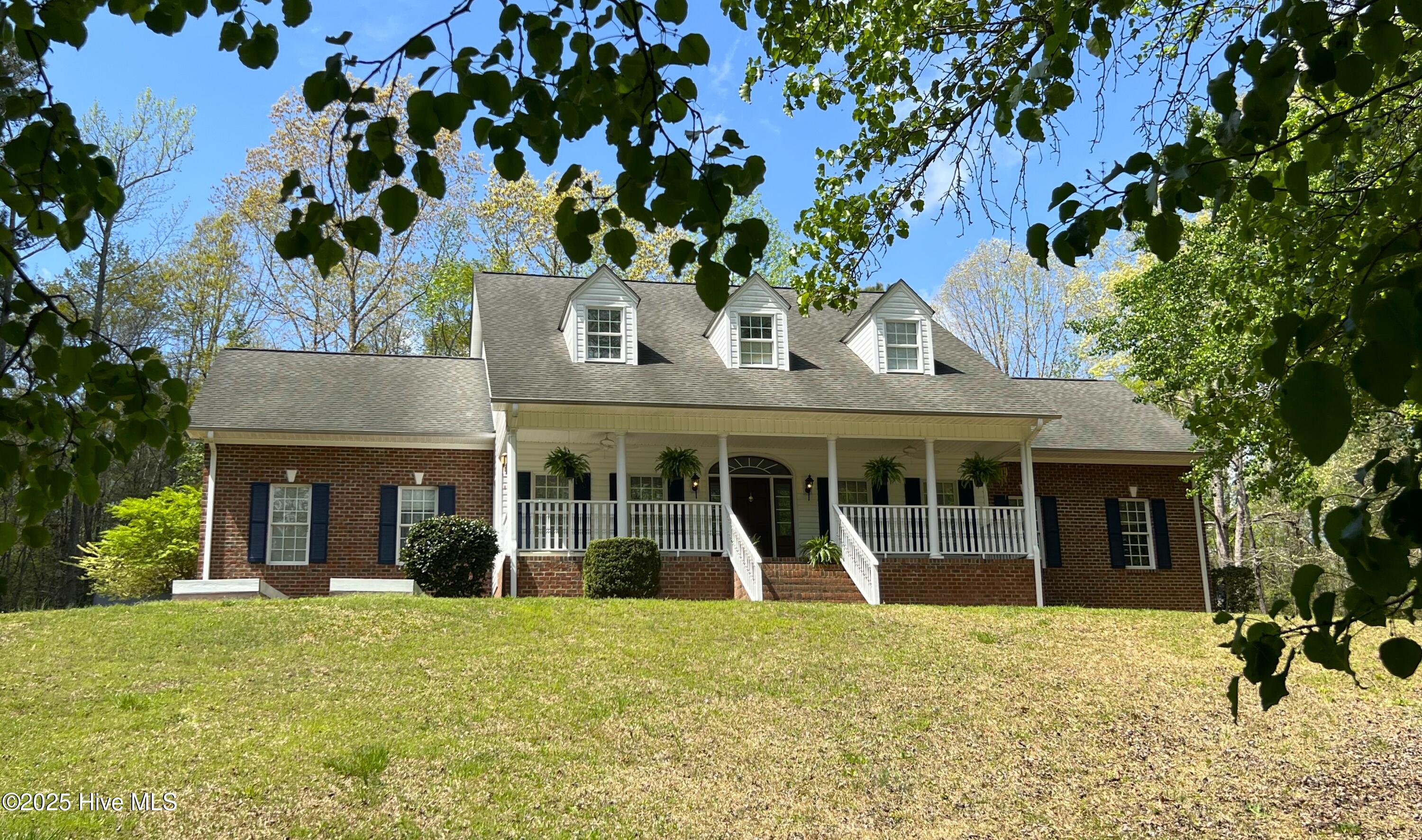 381 Kim Lane Property Photo
