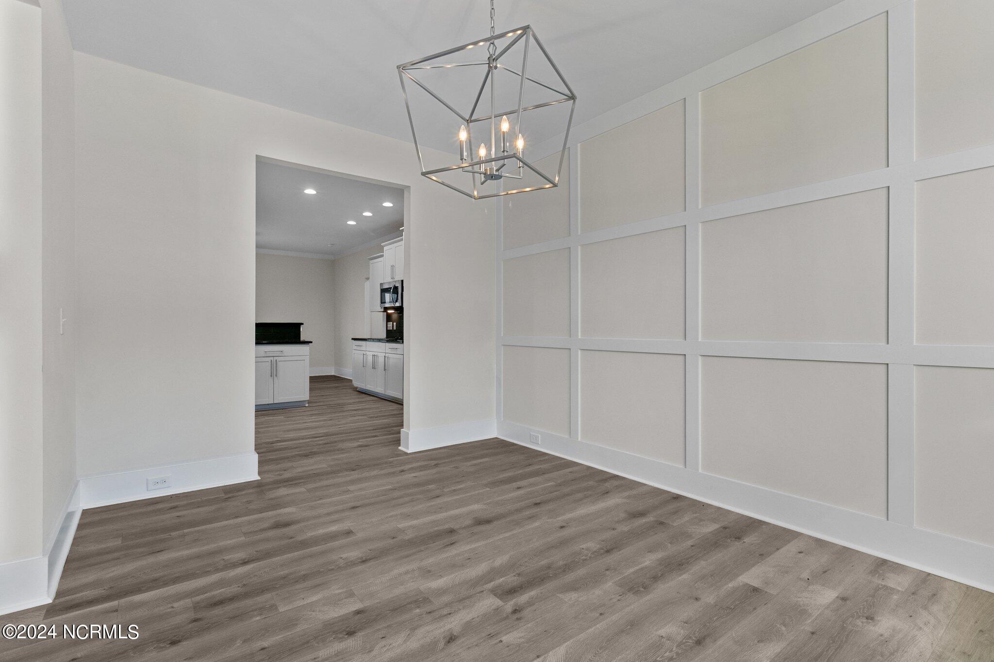 938 Winds Way Property Photo 14