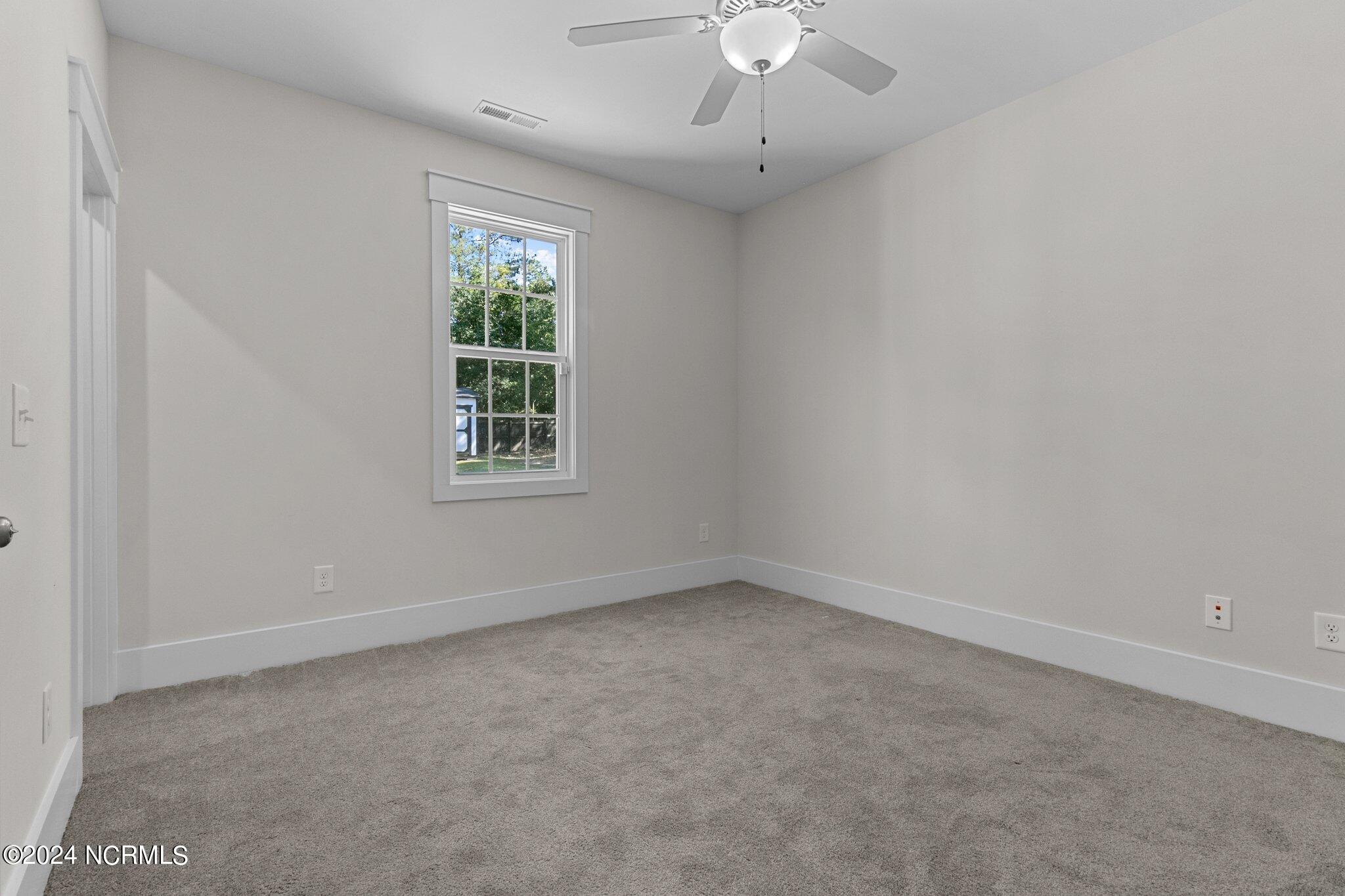 938 Winds Way Property Photo 23