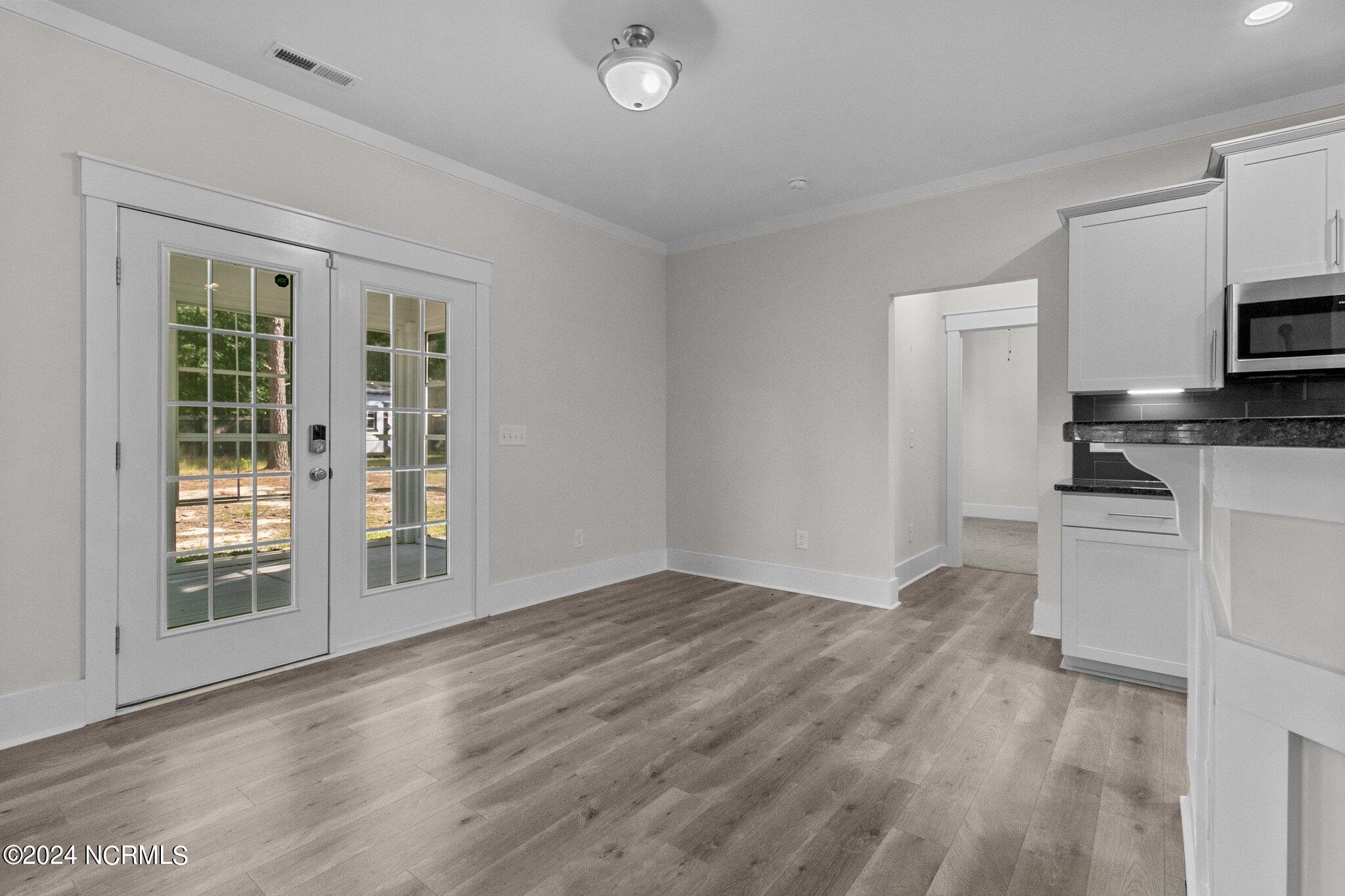 938 Winds Way Property Photo 26
