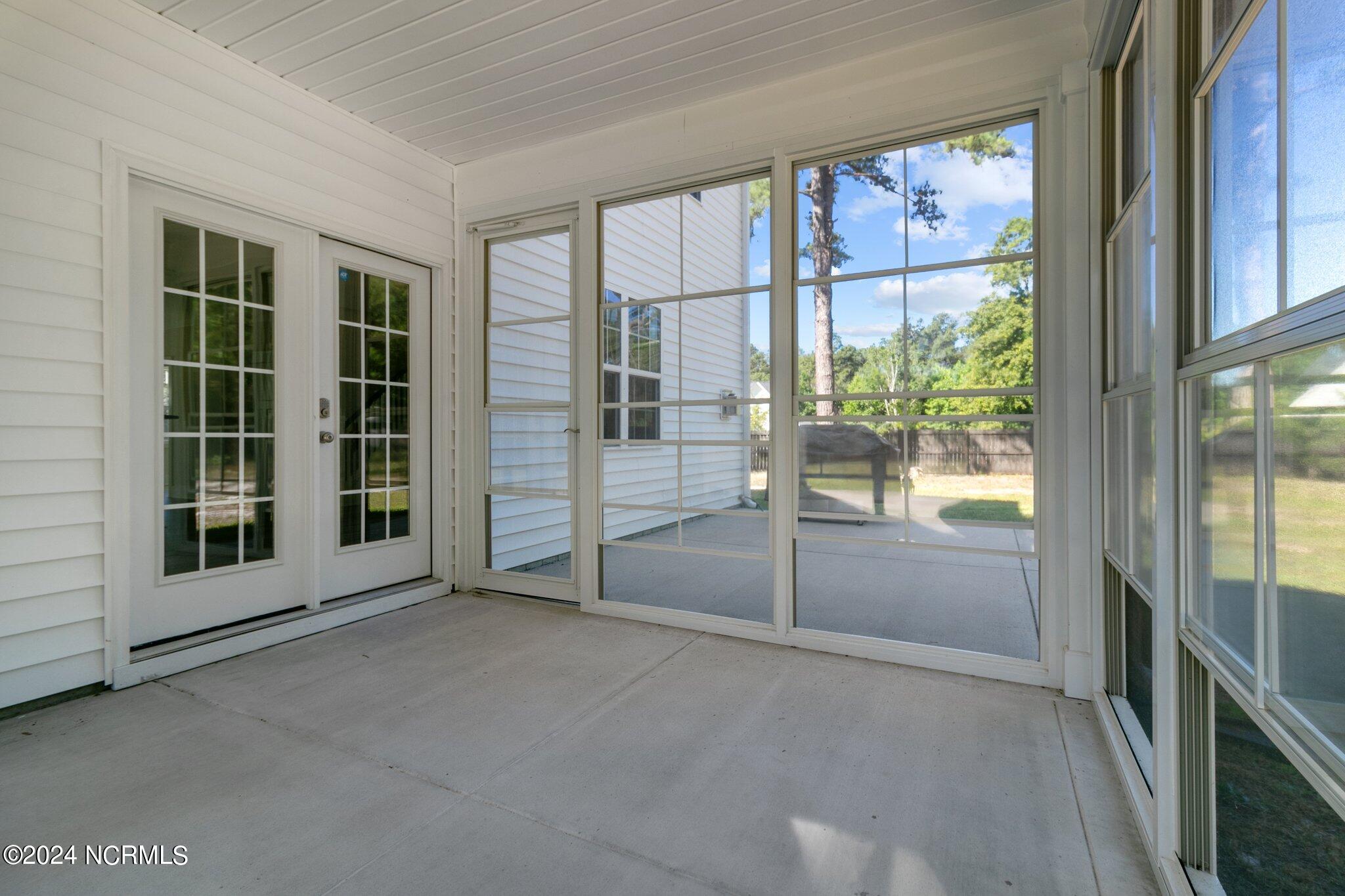 938 Winds Way Property Photo 47