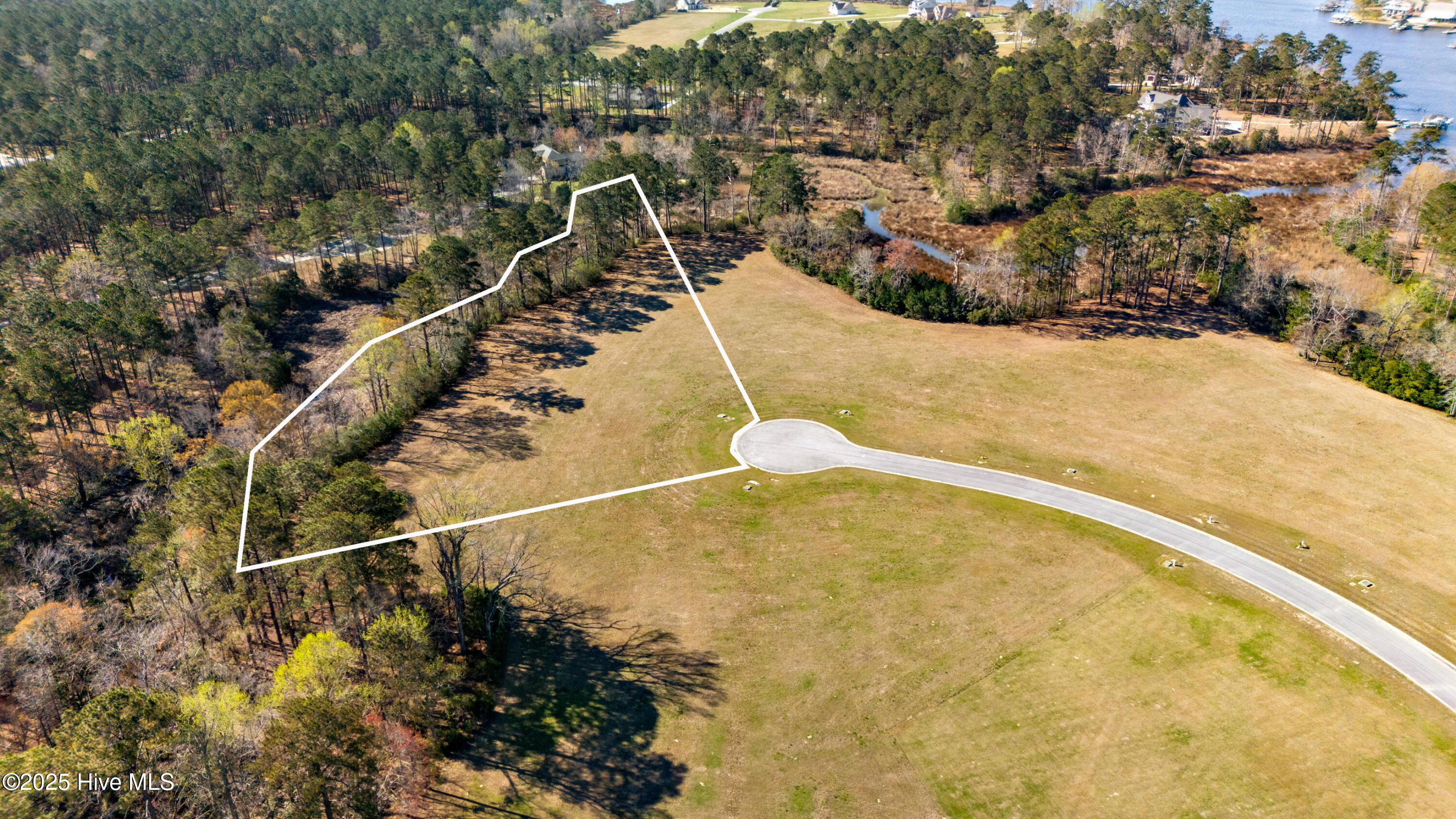 123 Davis Field Court Property Photo