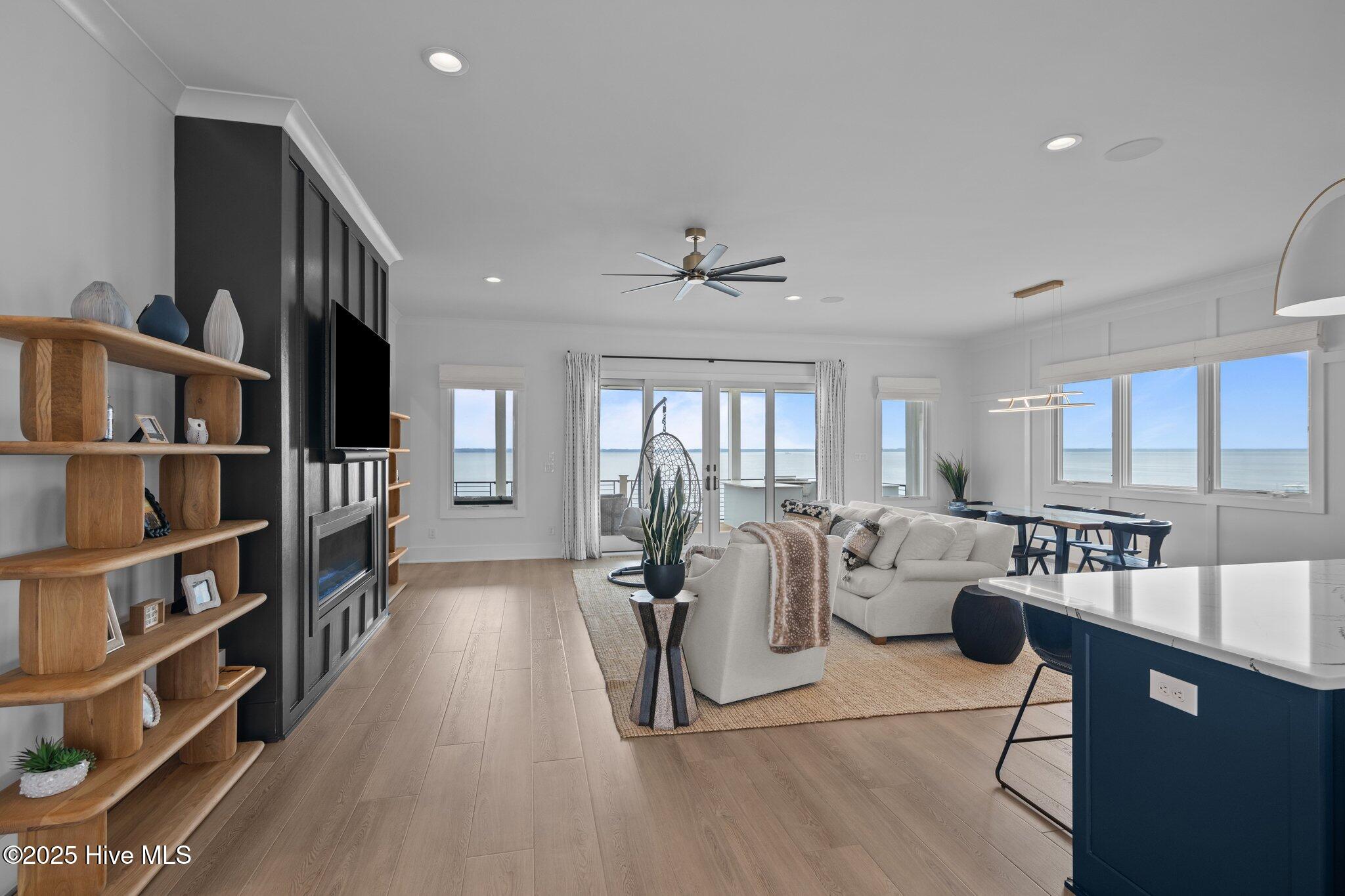 546 S Brightleaf Drive Property Photo 3