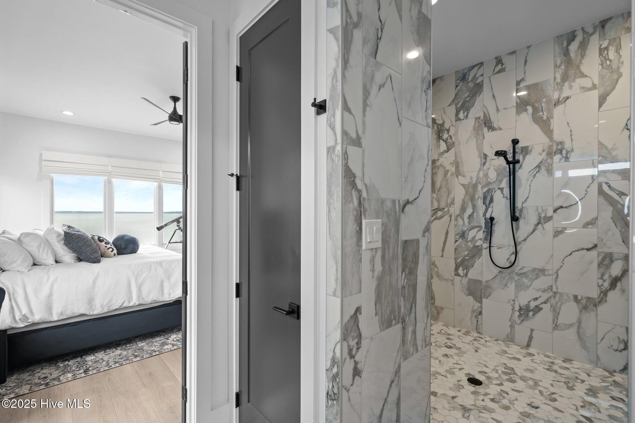 546 S Brightleaf Drive Property Photo 21