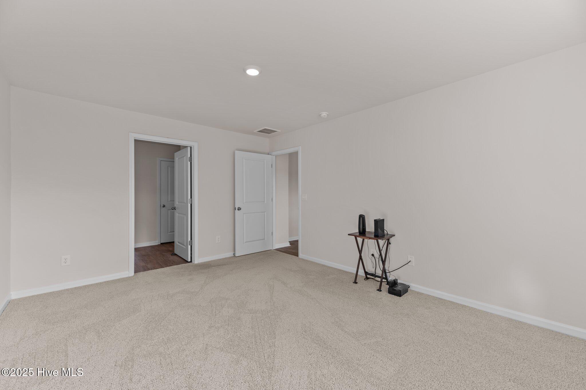 409 King Creek Drive Property Photo 12