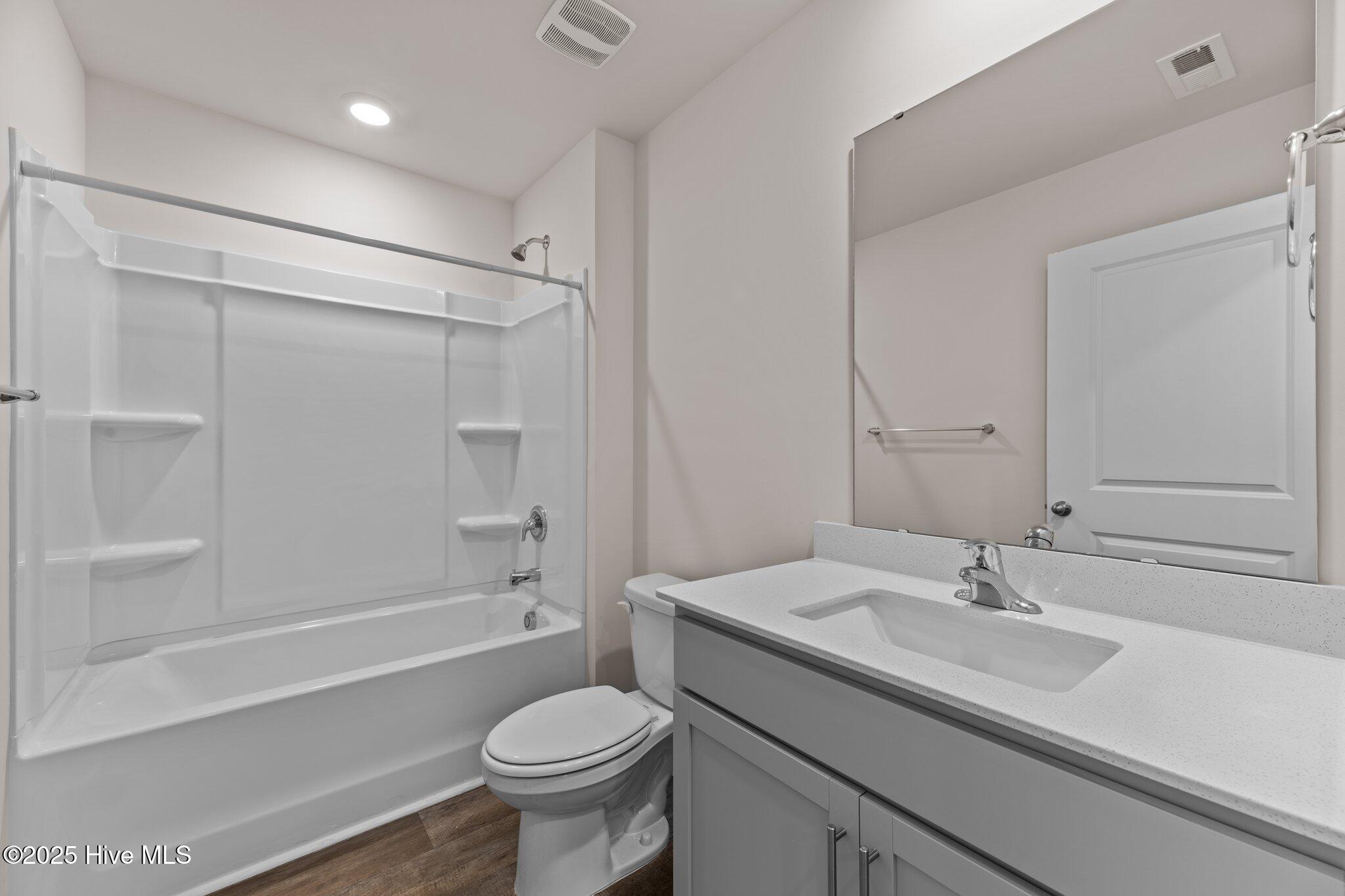 409 King Creek Drive Property Photo 21