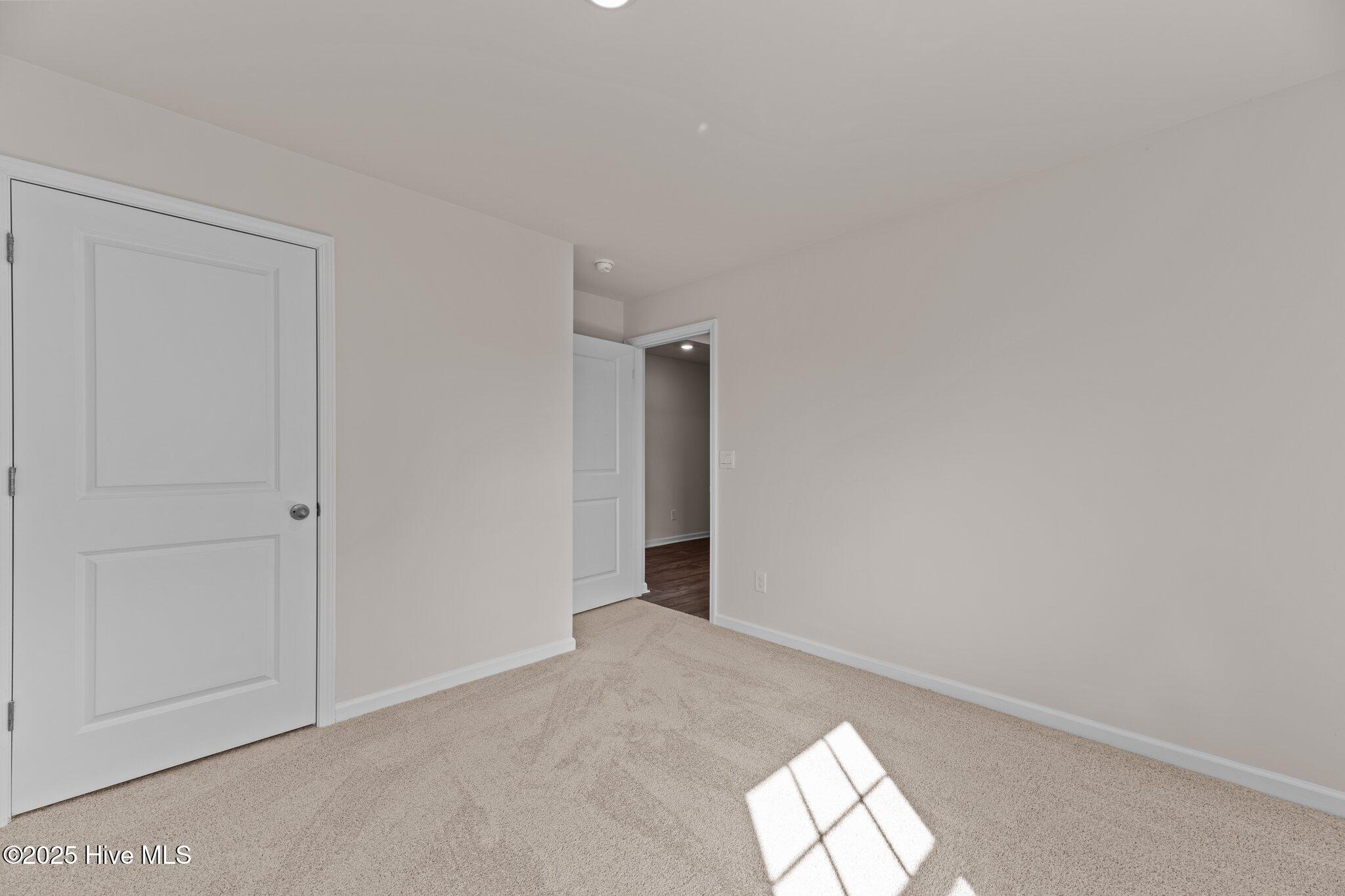 409 King Creek Drive Property Photo 23