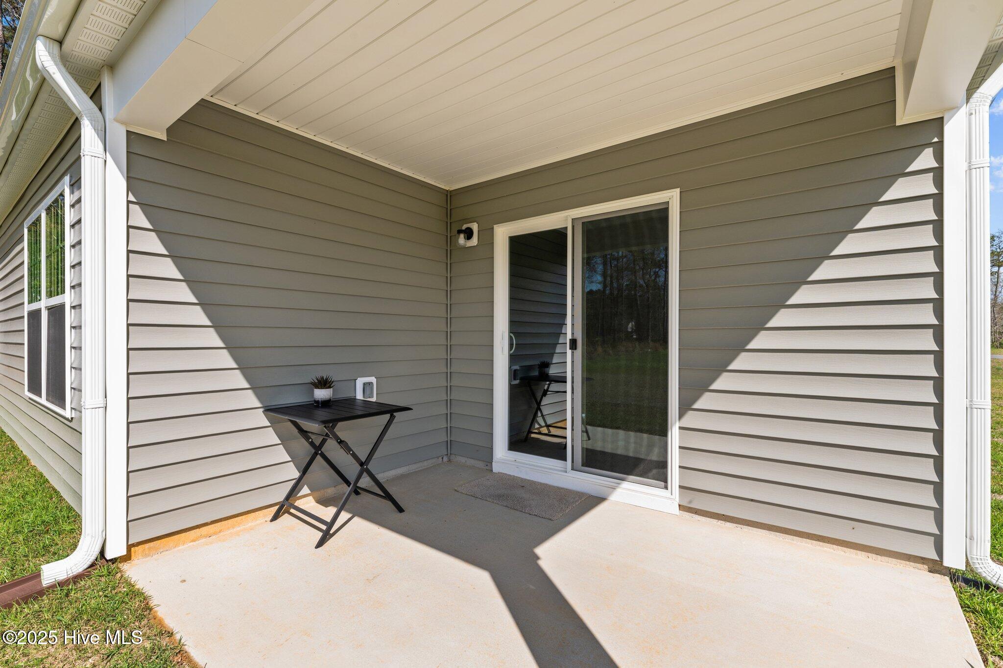 409 King Creek Drive Property Photo 32