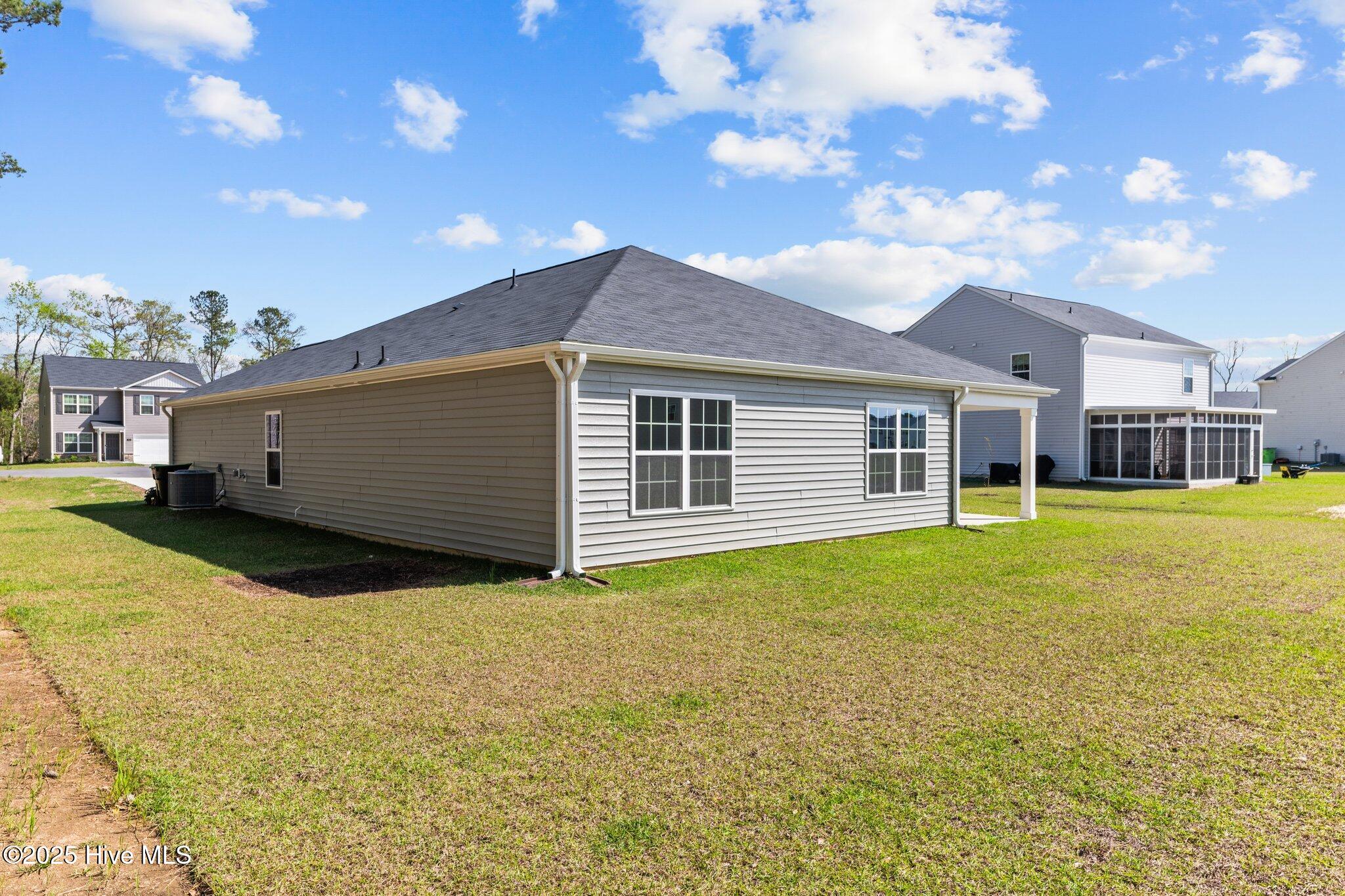 409 King Creek Drive Property Photo 35
