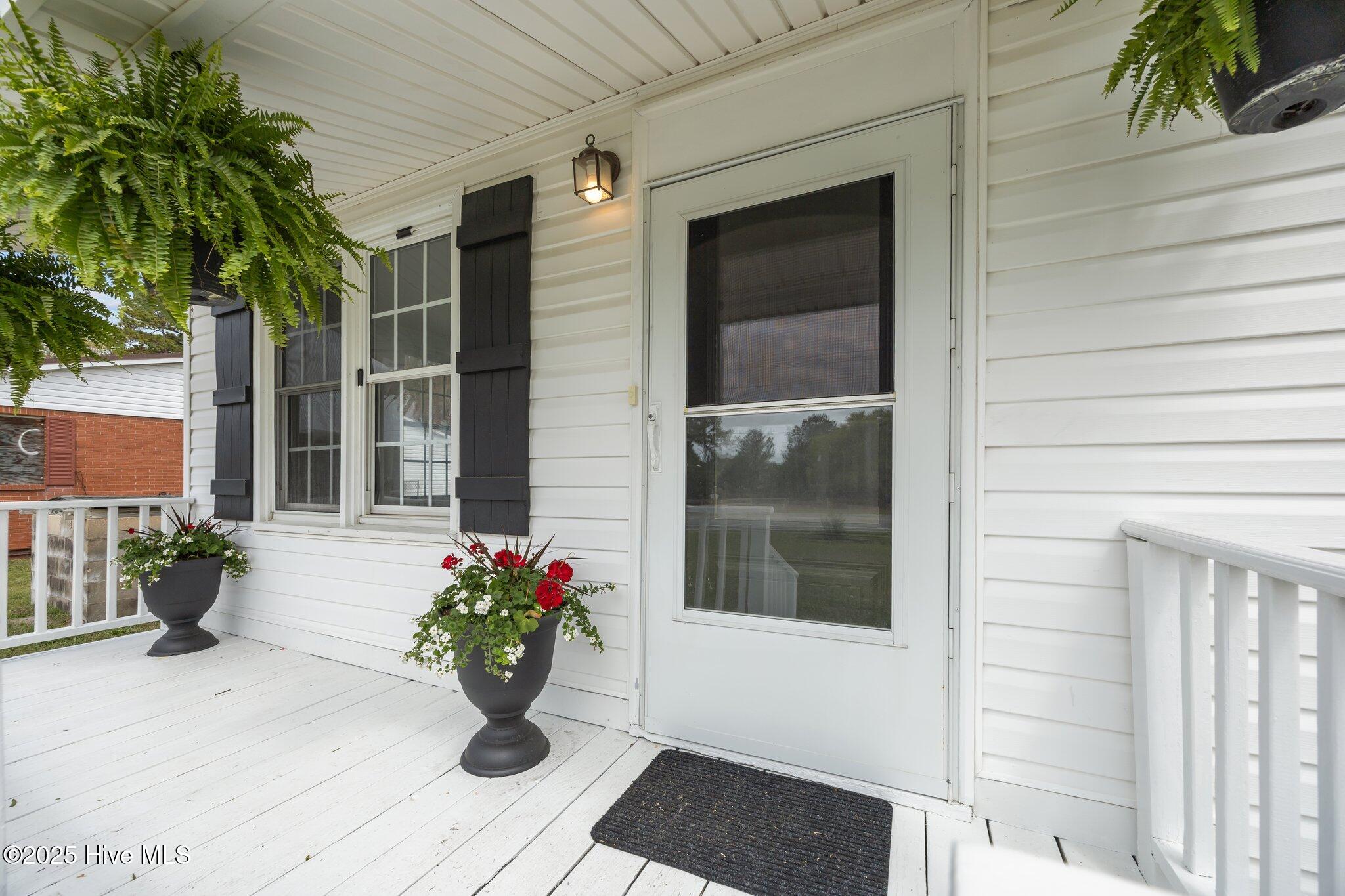 461 Old Folkstone Road Property Photo 28