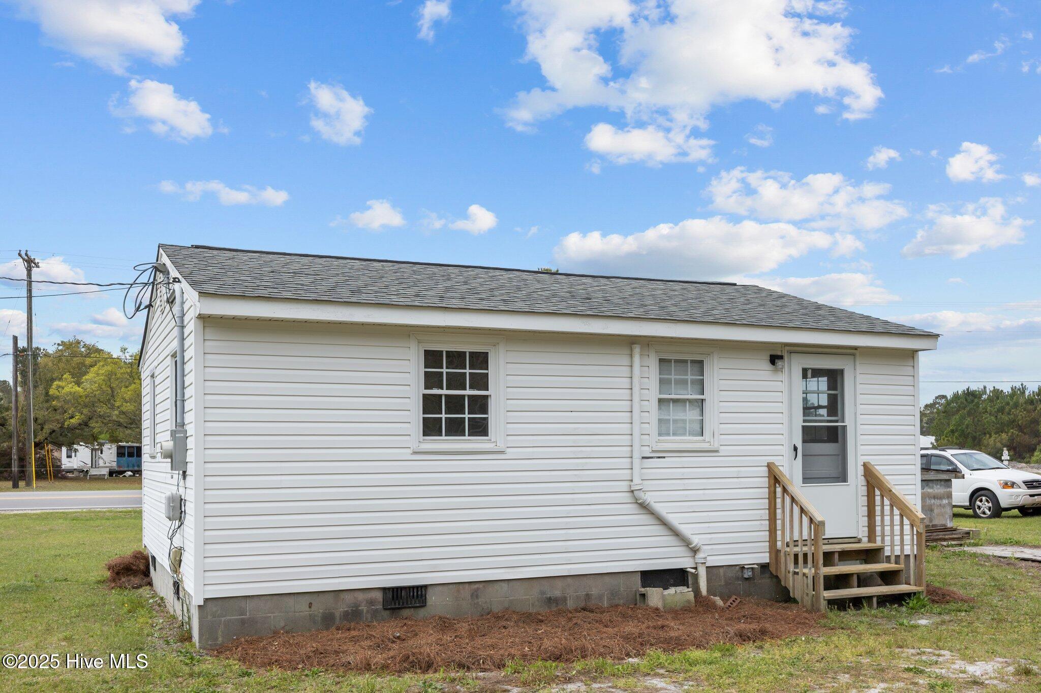 461 Old Folkstone Road Property Photo 32